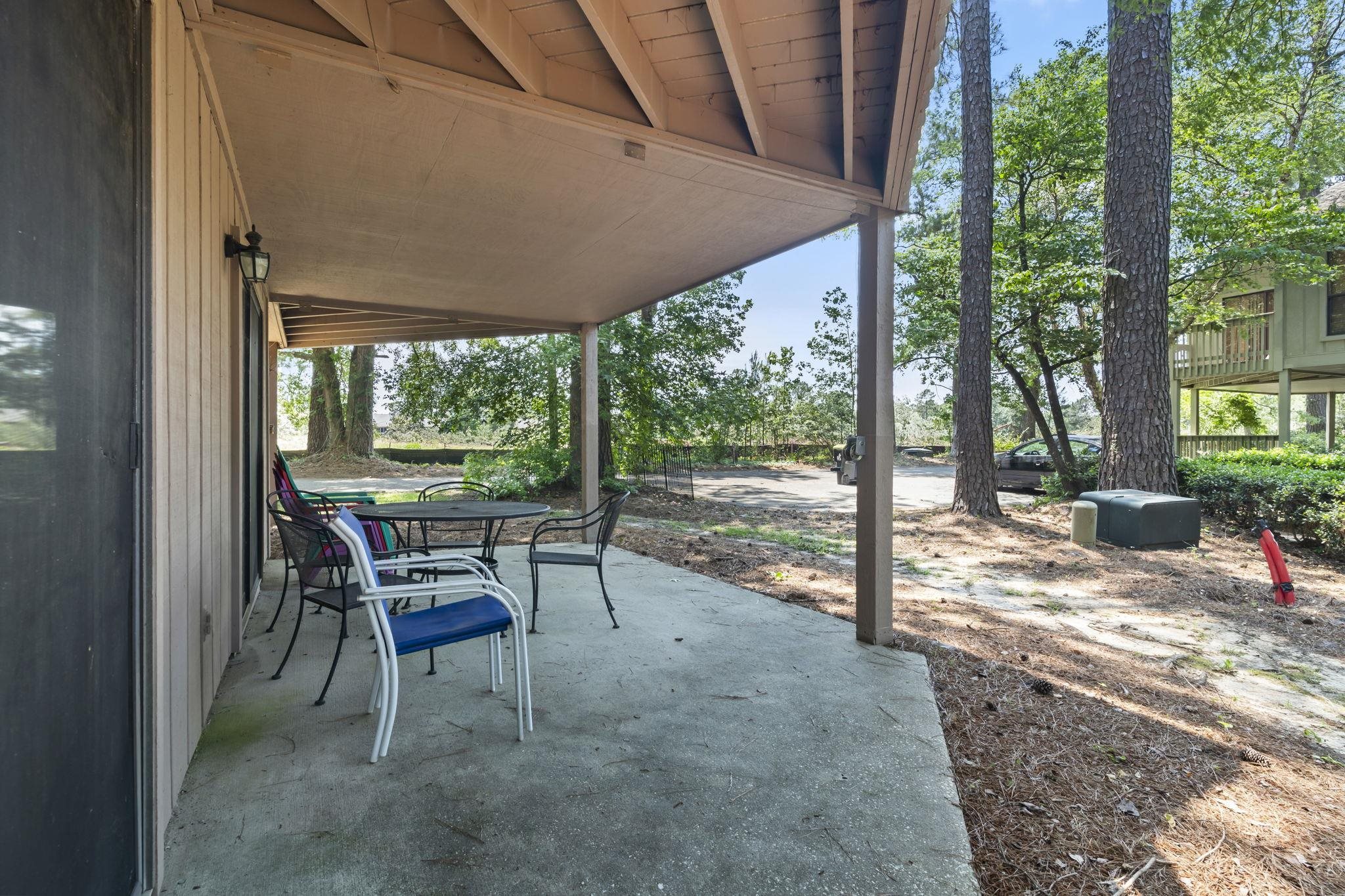 752 Tall Oaks Ct. Property Photo 35