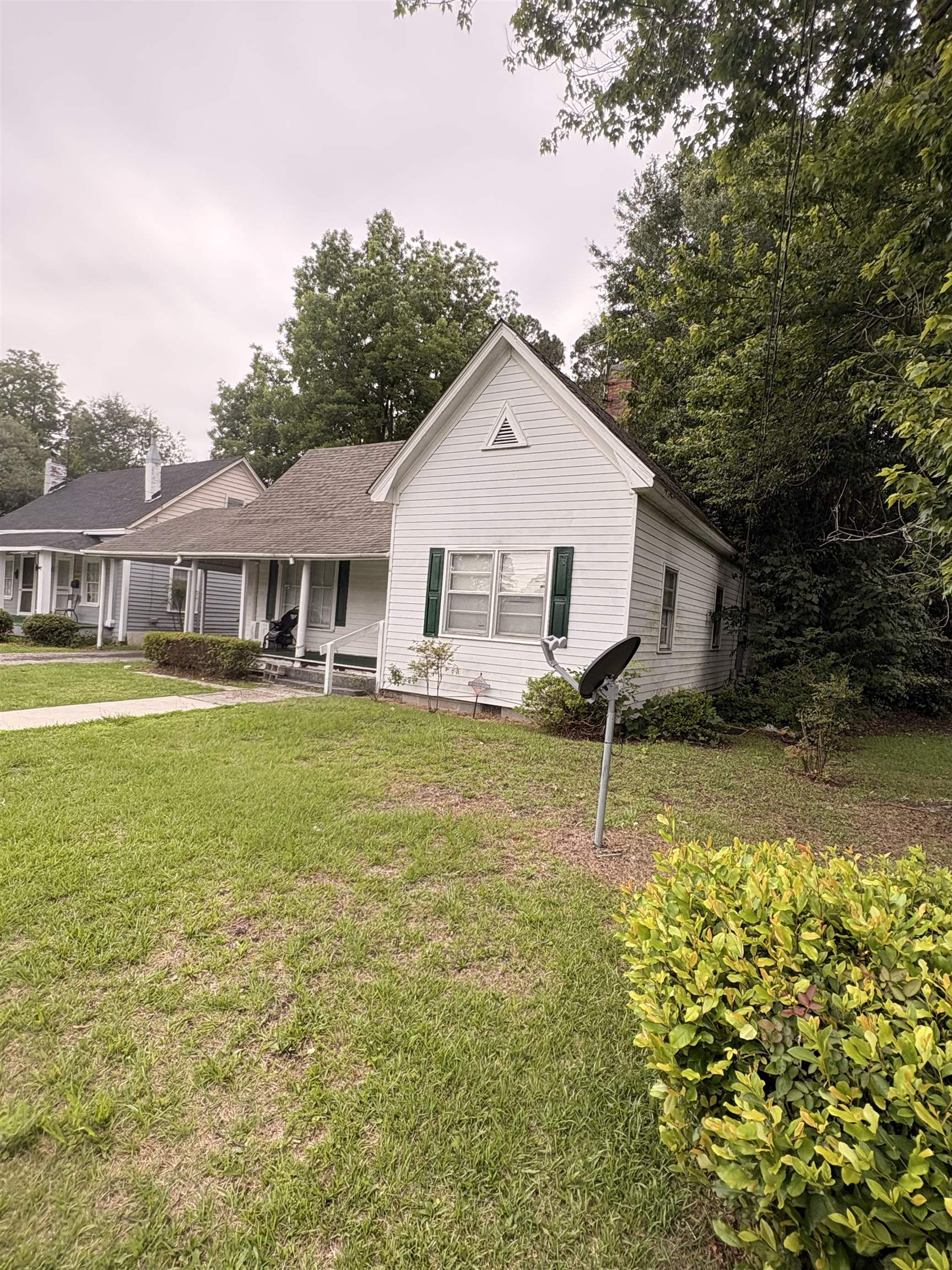319 N Main St. Property Photo 2