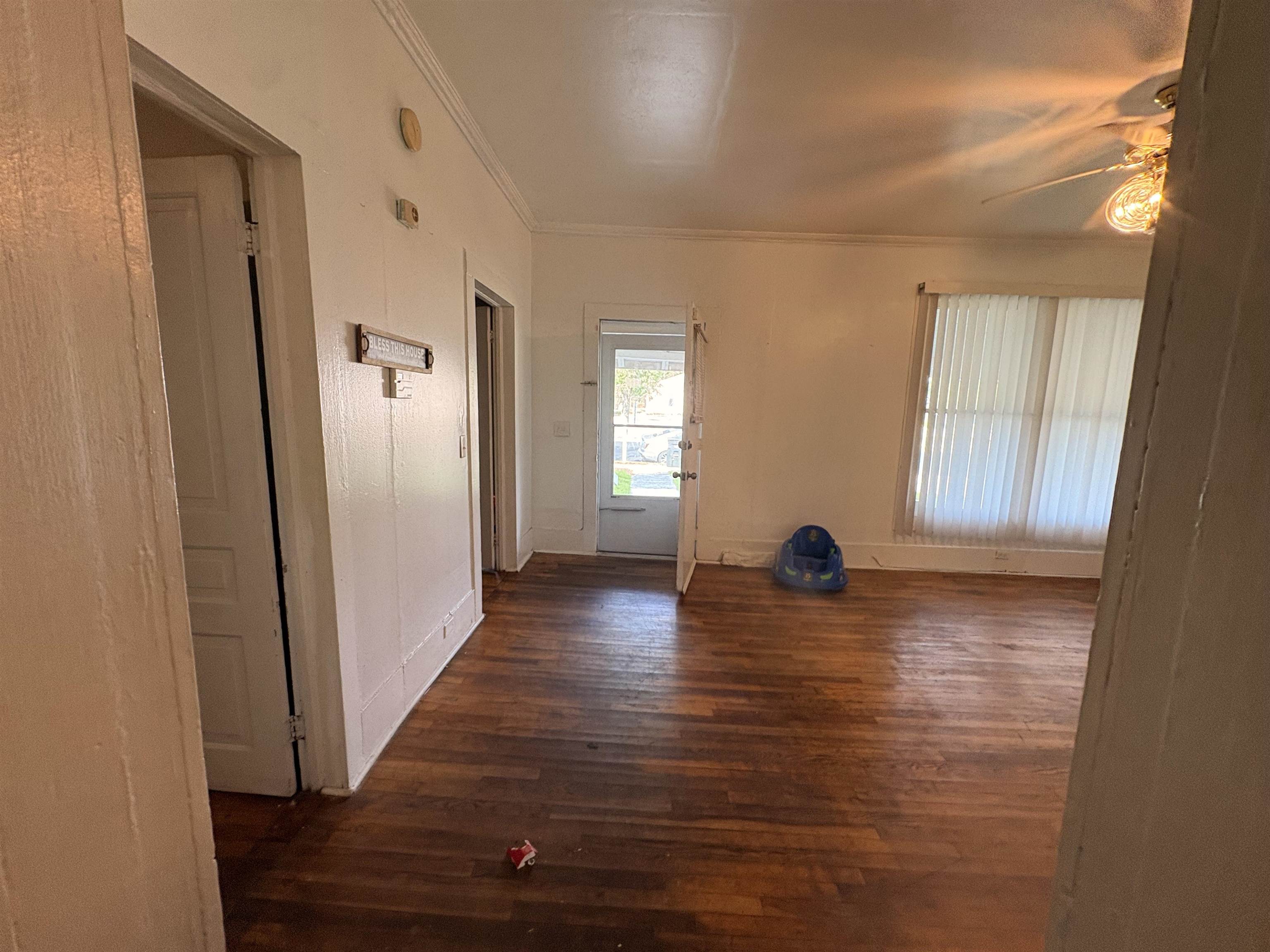 319 N Main St. Property Photo 6