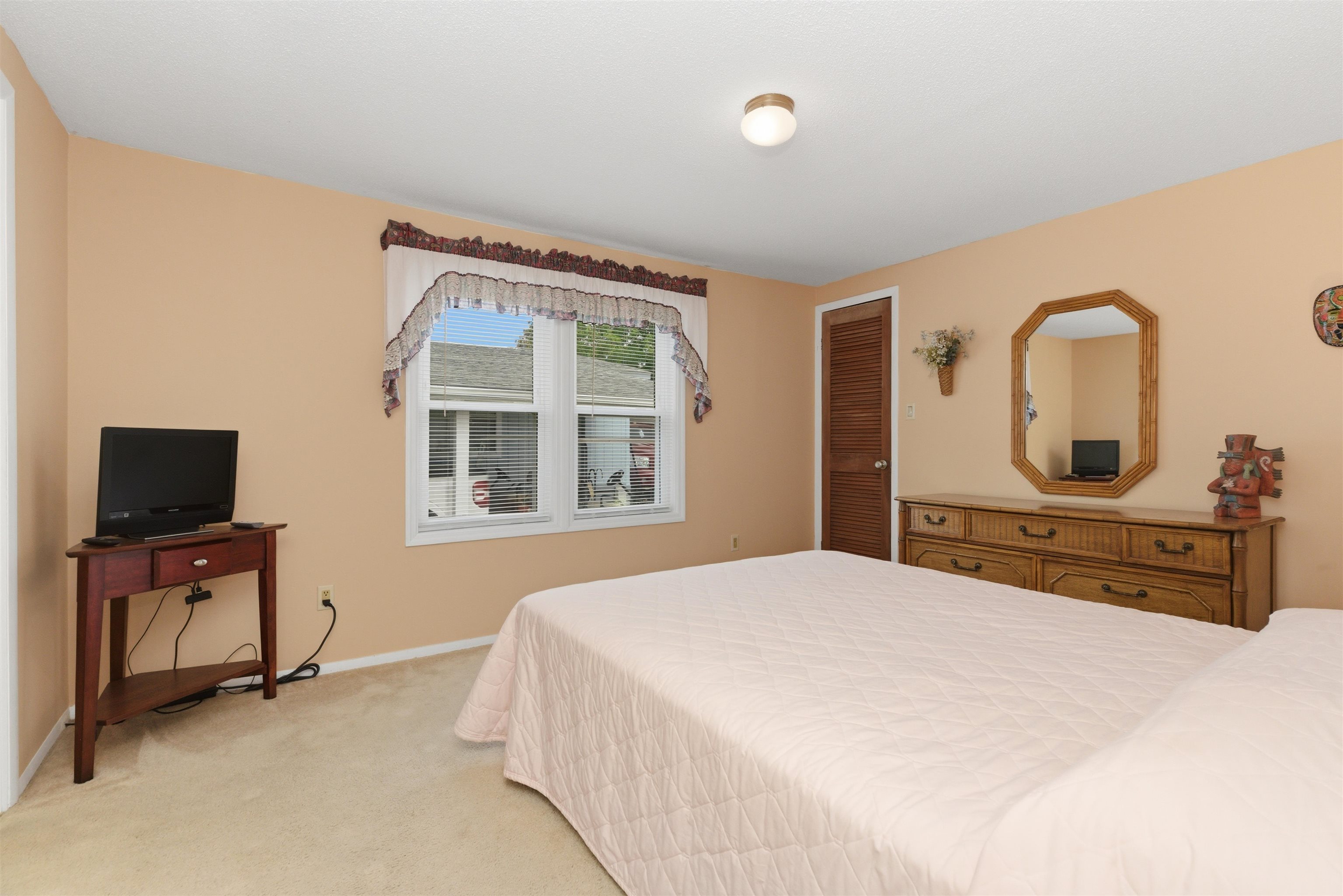 1864 Sunrise Dr. Property Photo 24