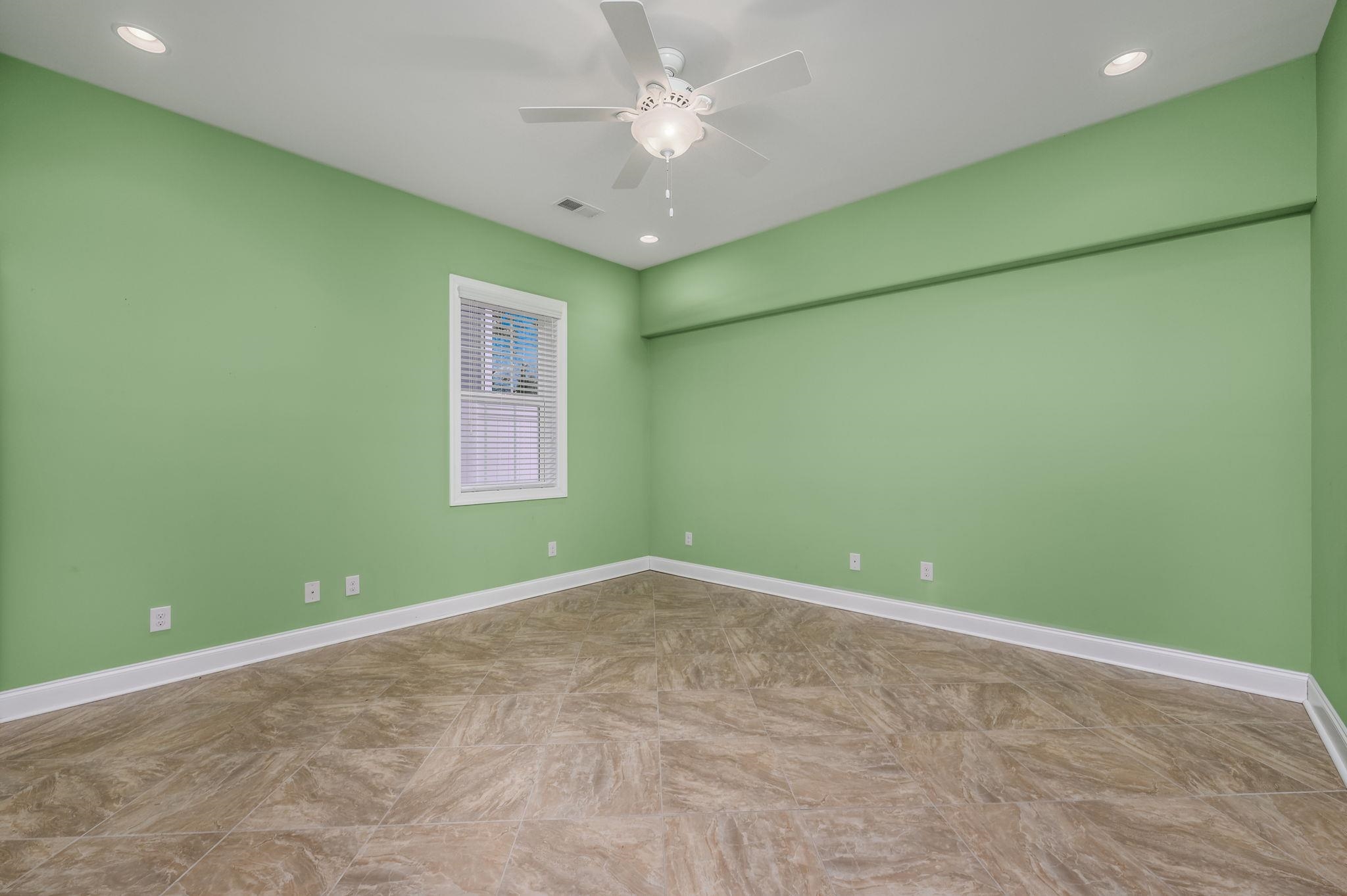 732 Ashland Ave. Property Photo 30