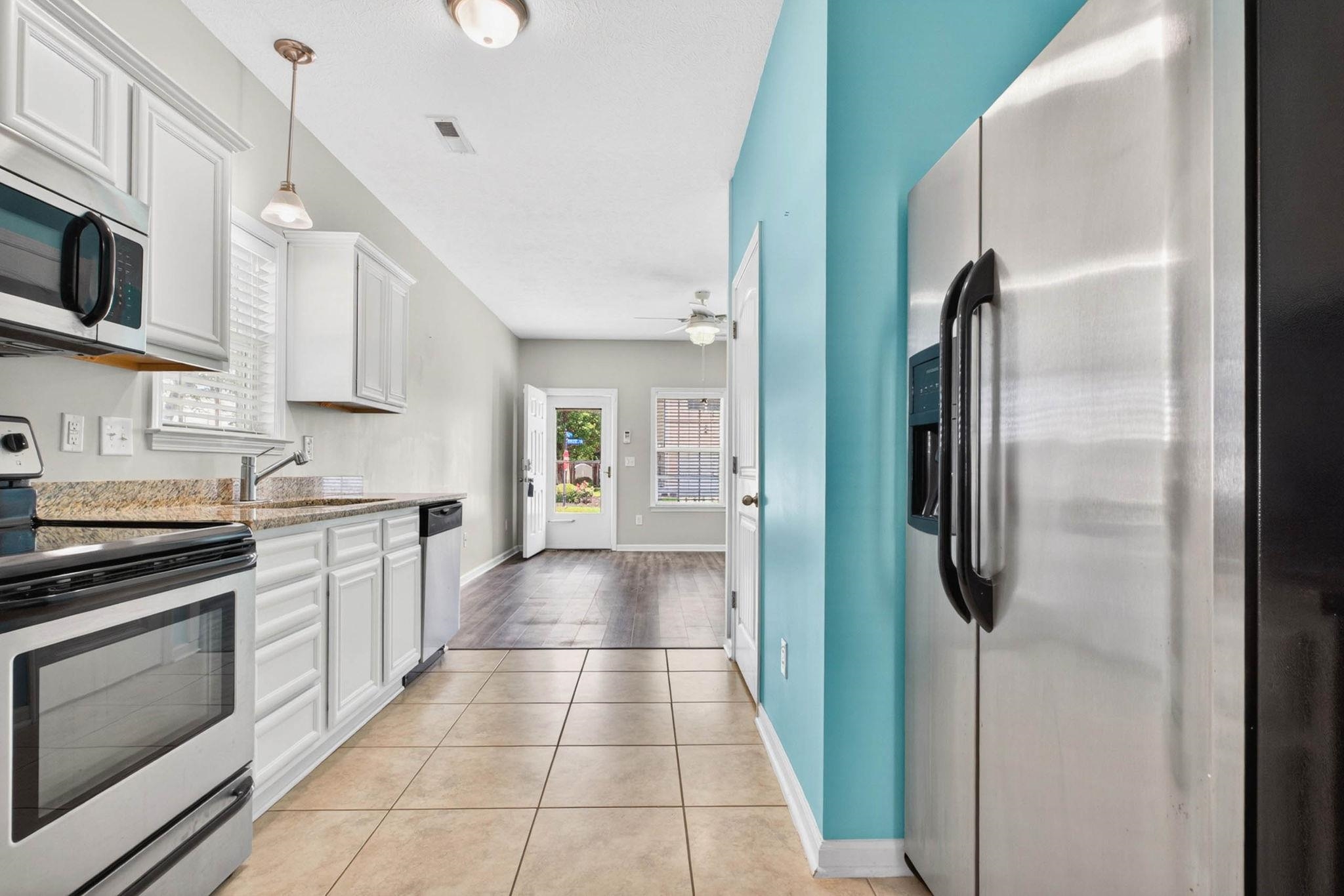 629 Surfsong Way Property Photo 8