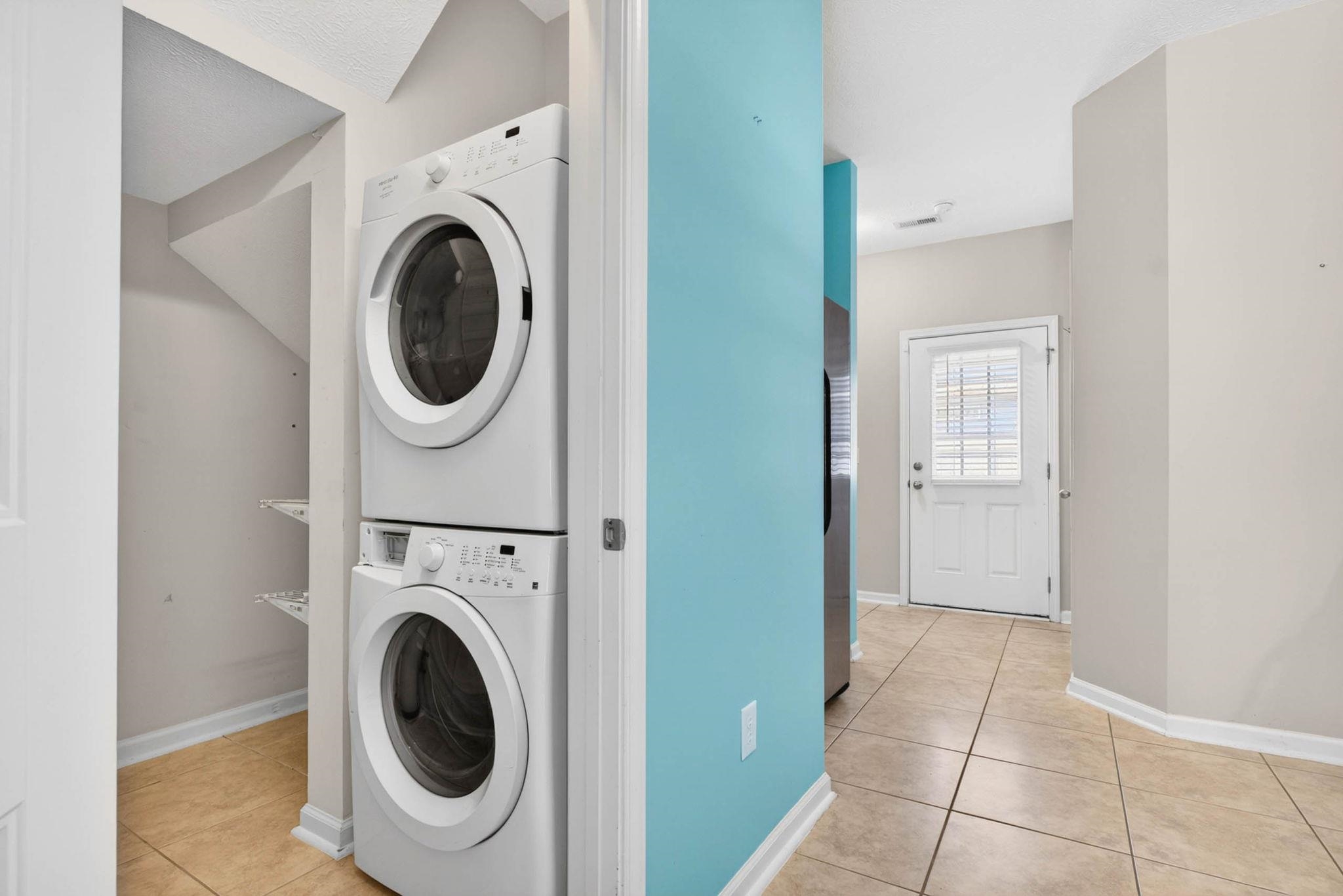 629 Surfsong Way Property Photo 10