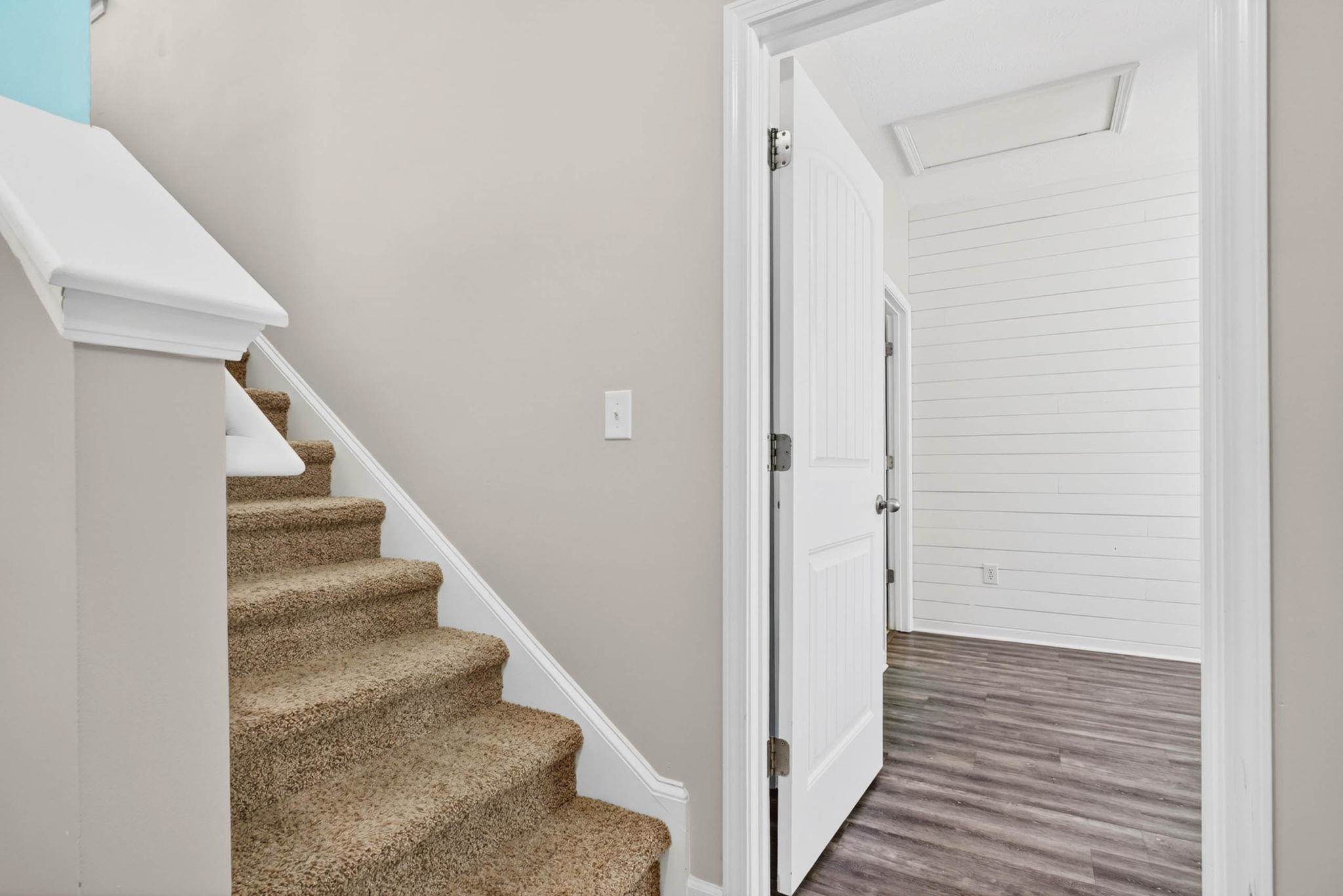 629 Surfsong Way Property Photo 17
