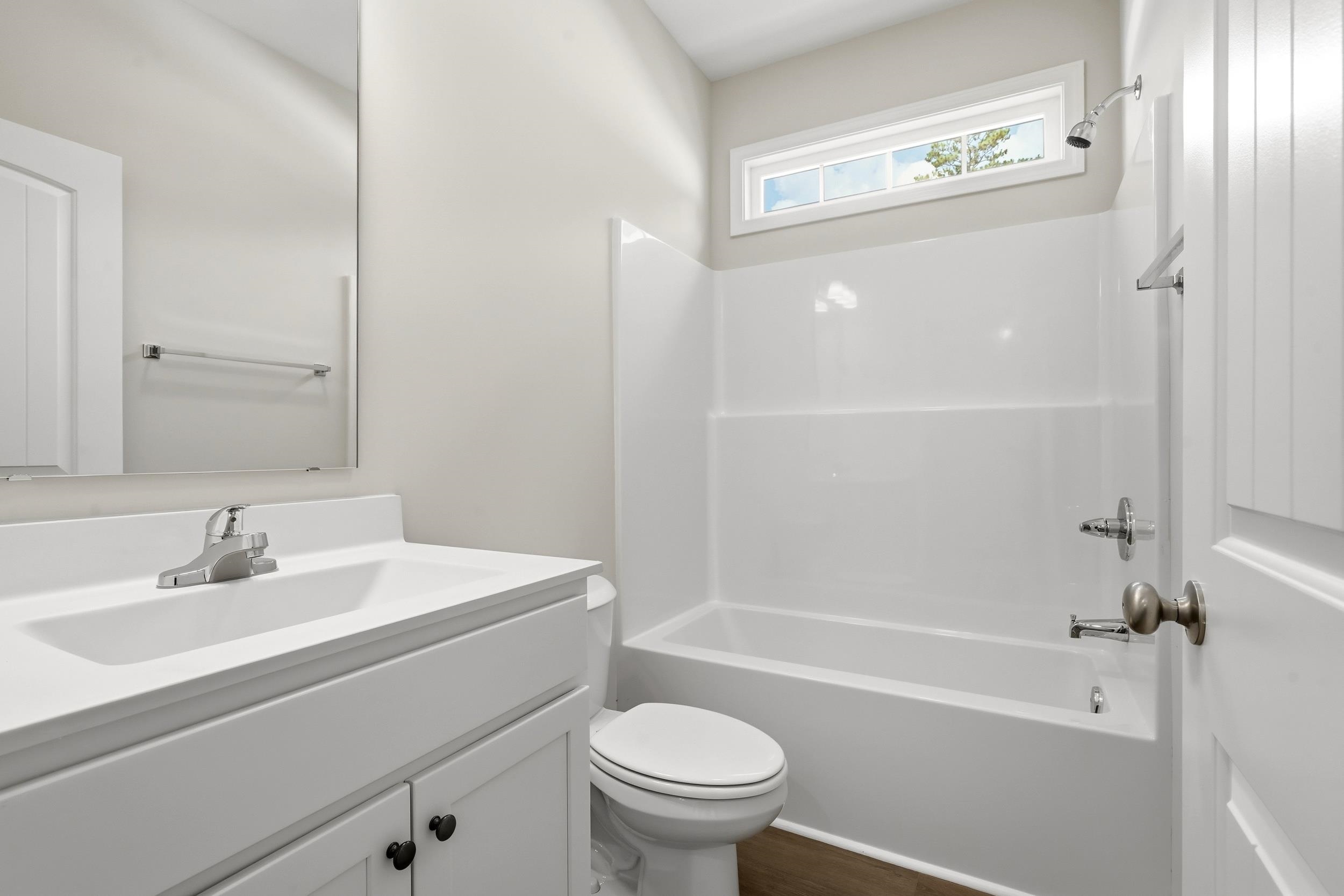 905 Woodside Dr. Property Photo 14