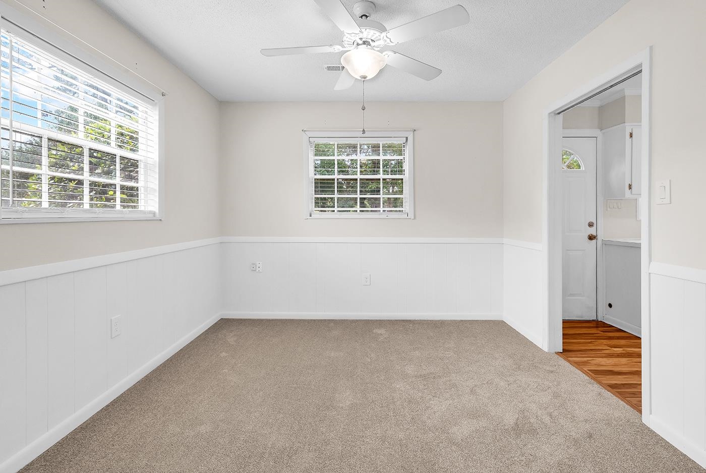 356 Lakewood Ave. Property Photo 12