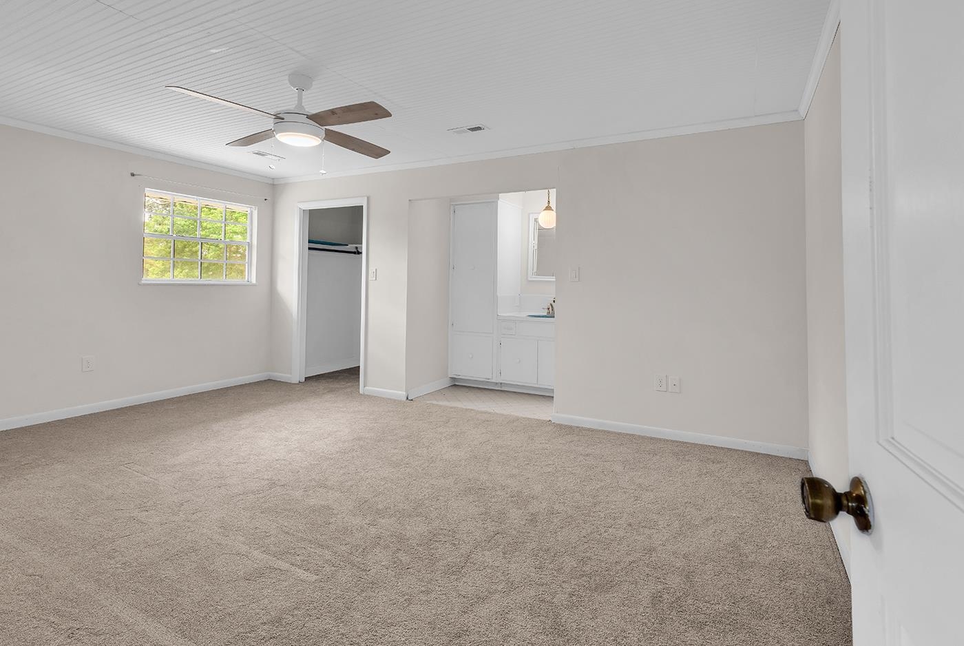 356 Lakewood Ave. Property Photo 23