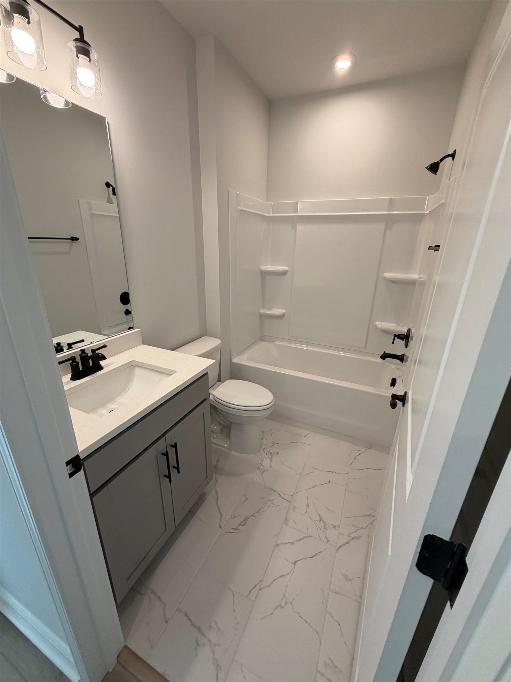 1495 Winding Creek Way Property Photo 13