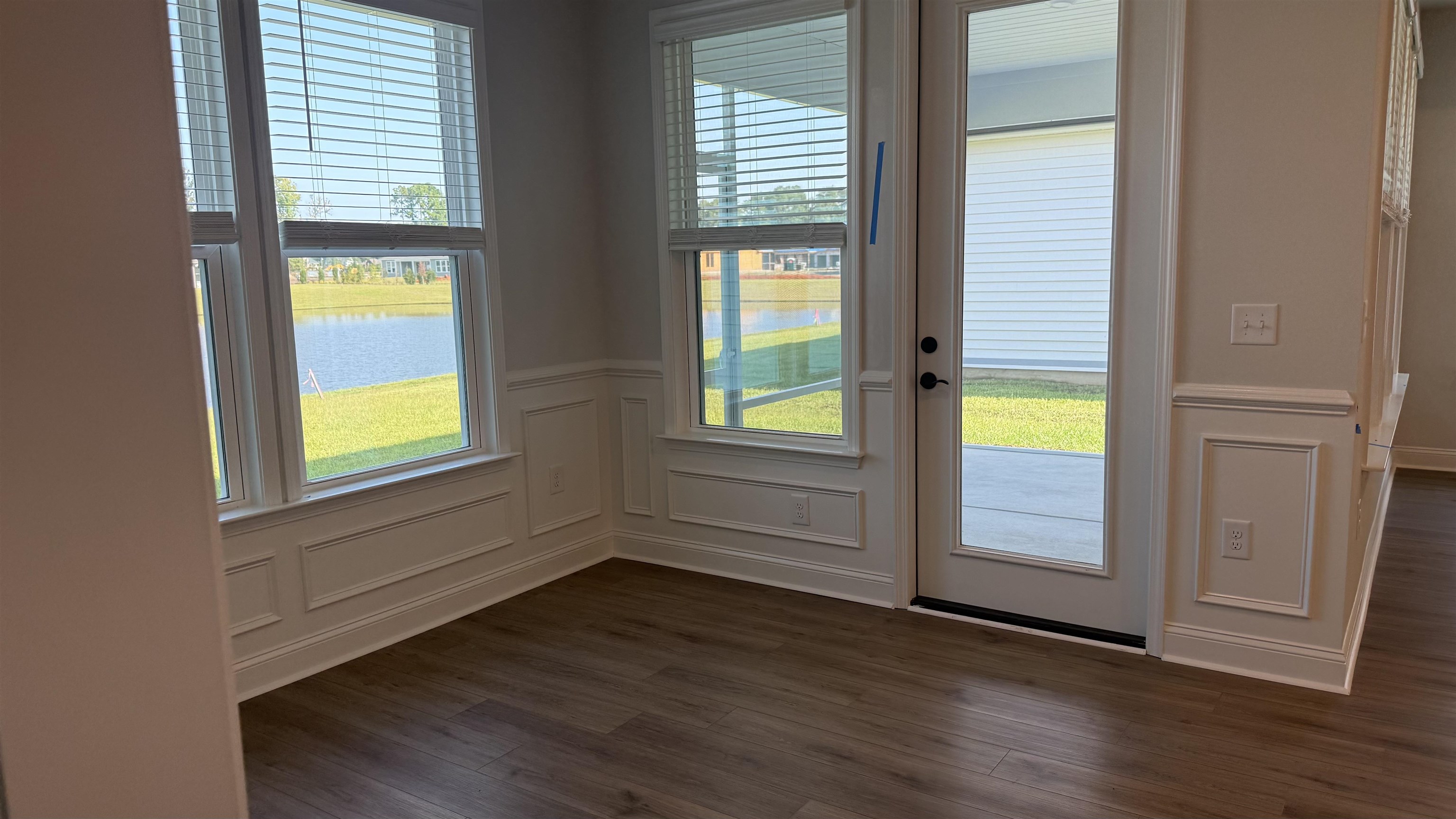 668 Palm Bay Dr. Property Photo 17