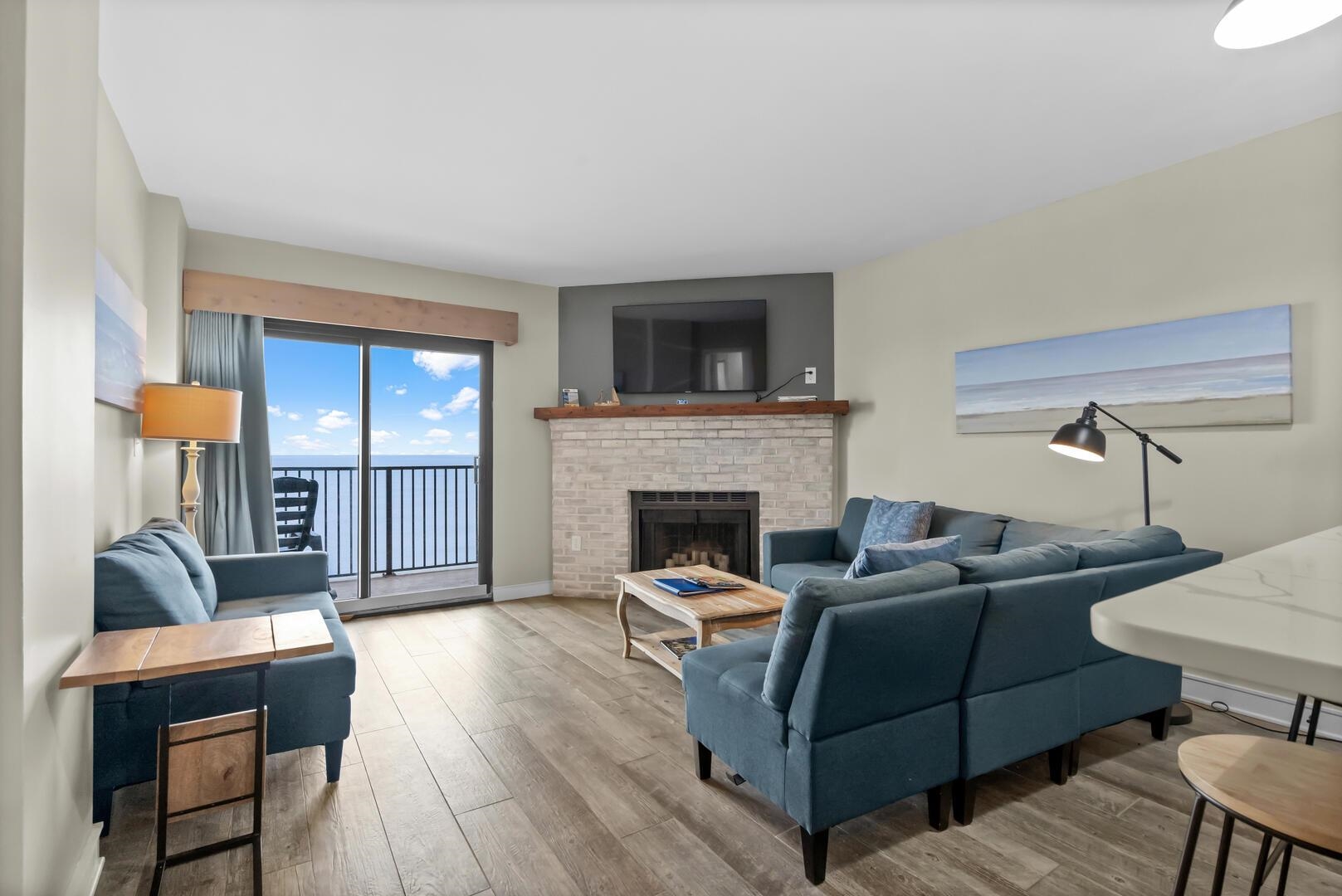 2200 N Ocean Blvd. Property Photo 10