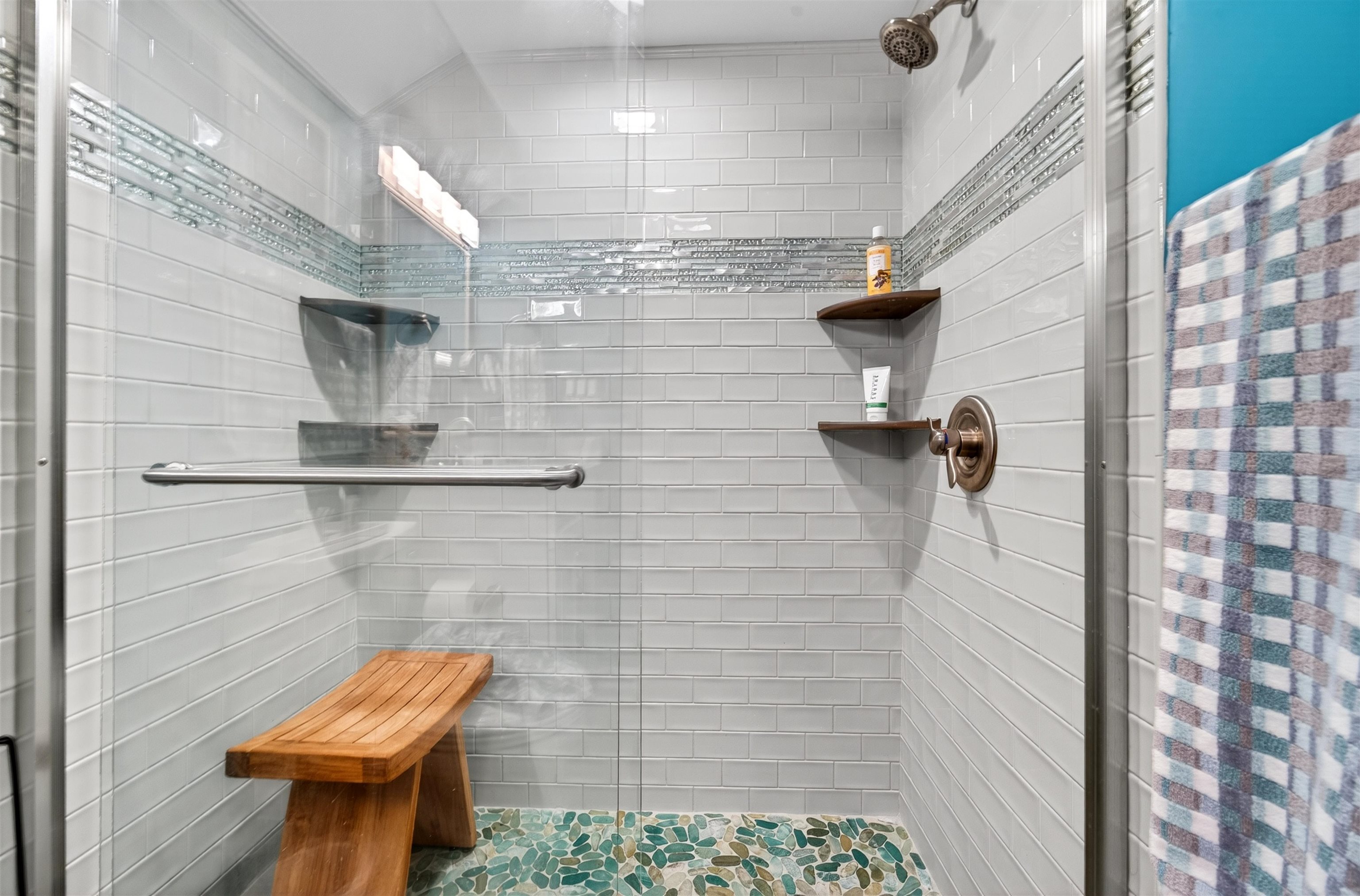 110 Hartland Dr. Property Photo 35