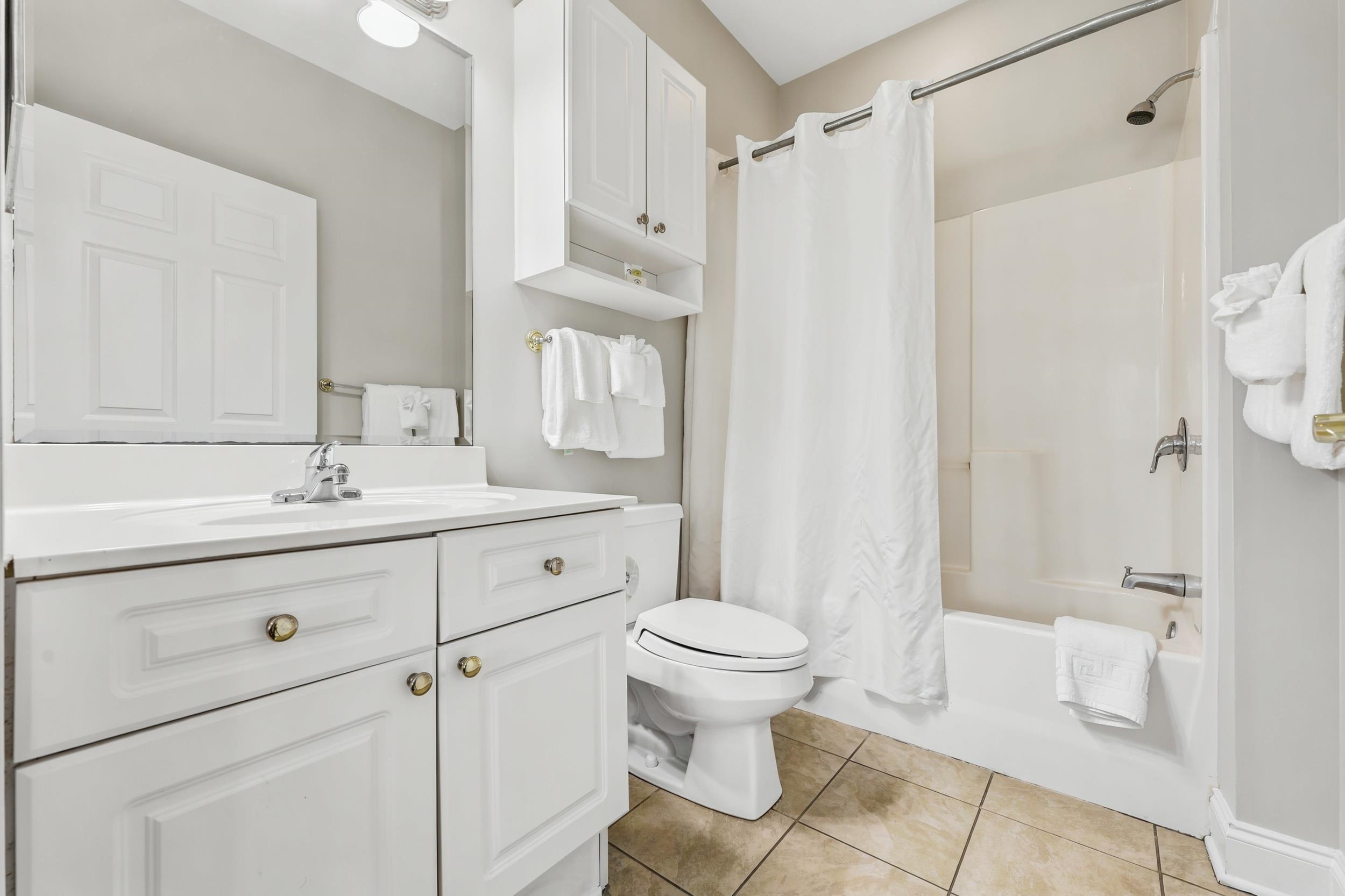 4893 Magnolia Point Ln. Property Photo 25