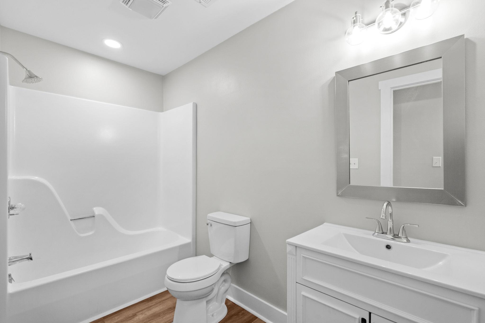 240 Ole Maple St. Property Photo 17