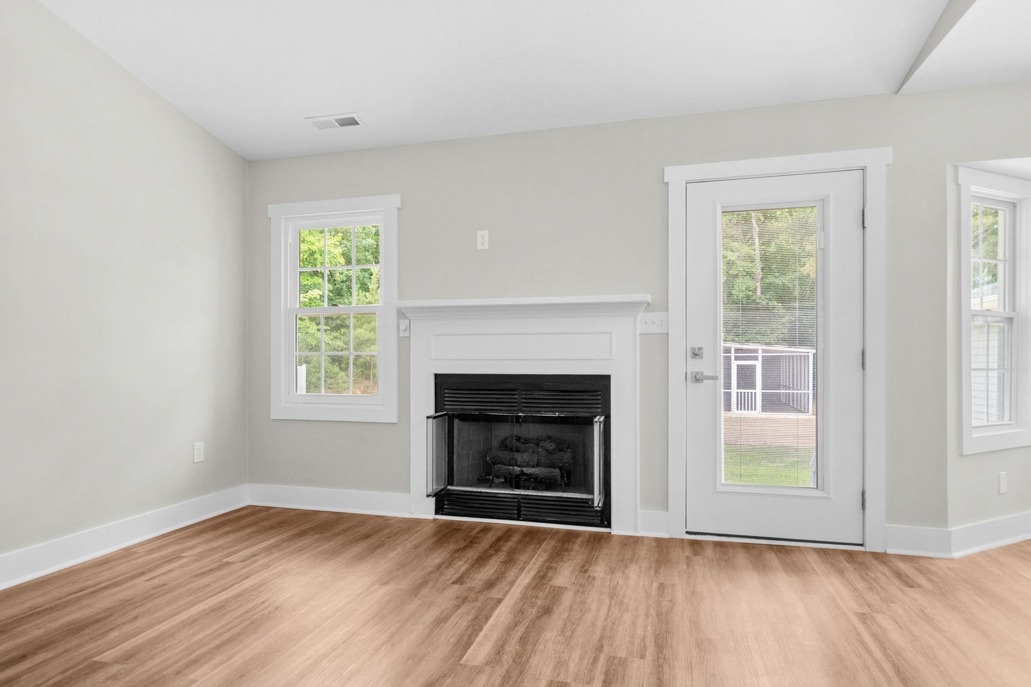 240 Ole Maple St. Property Photo 23