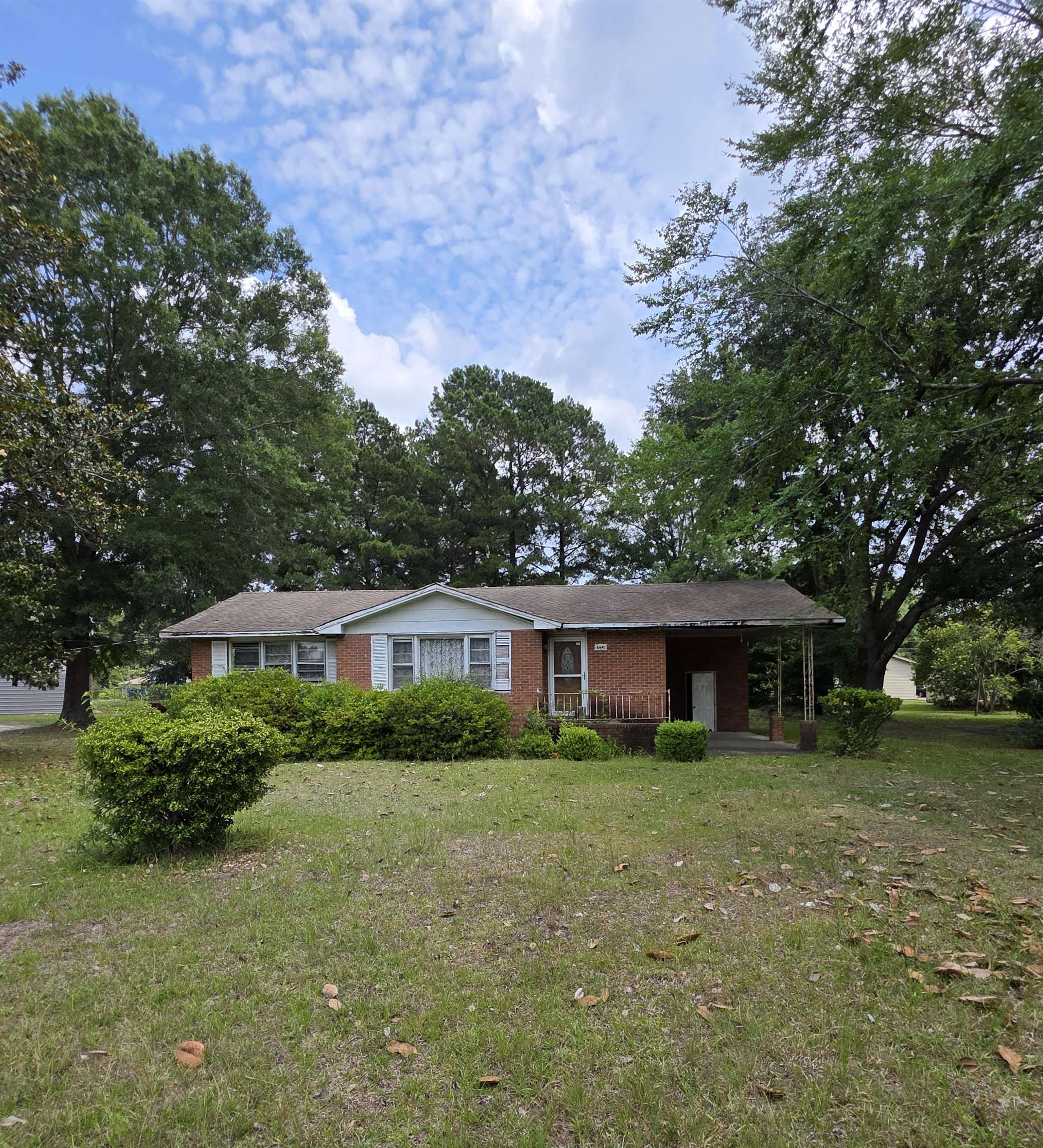 664 Eastland Ave. Property Photo 2