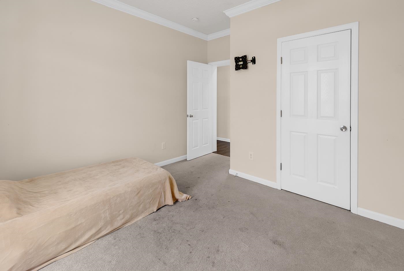 1109 Weldon Ln. Property Photo 22