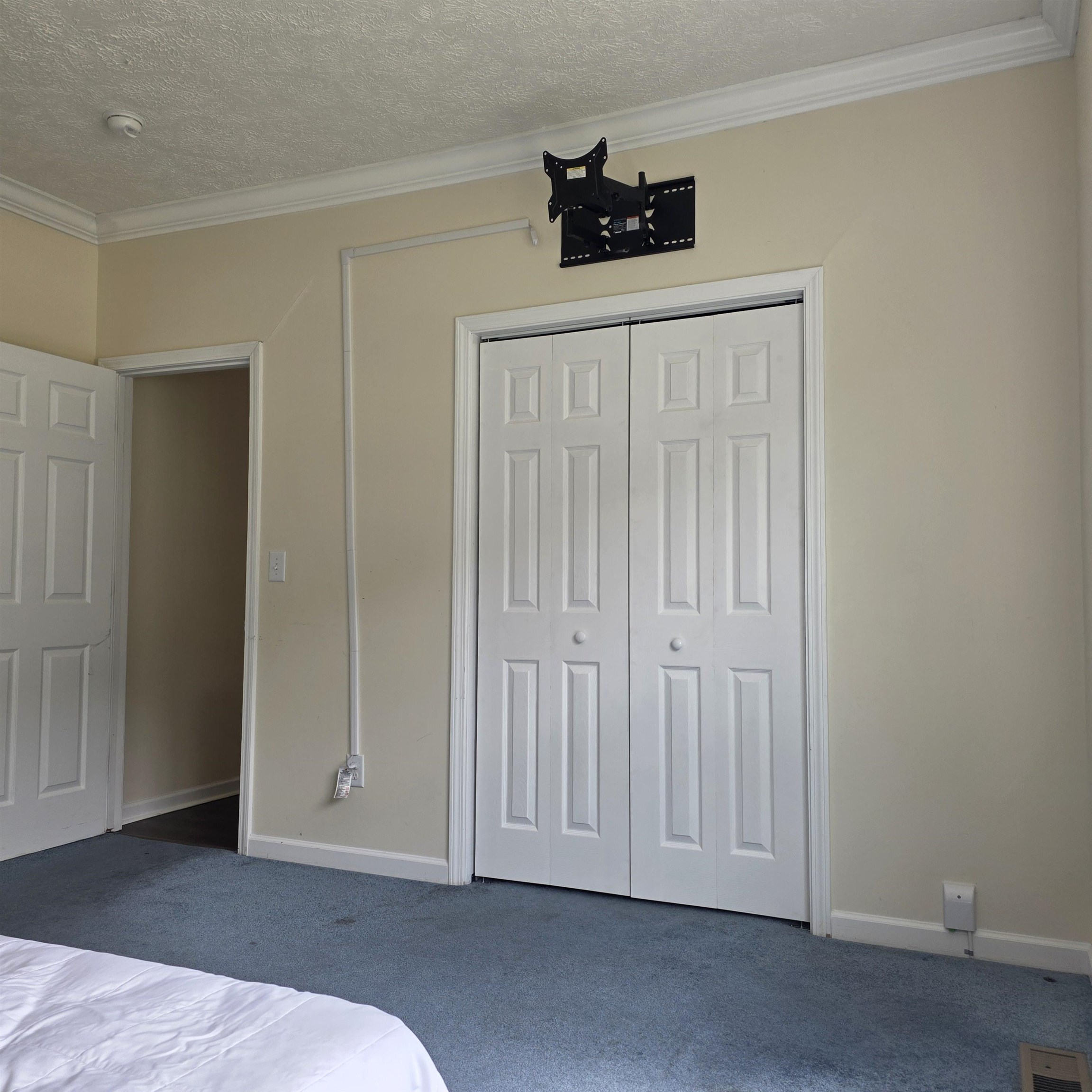 1109 Weldon Ln. Property Photo 25