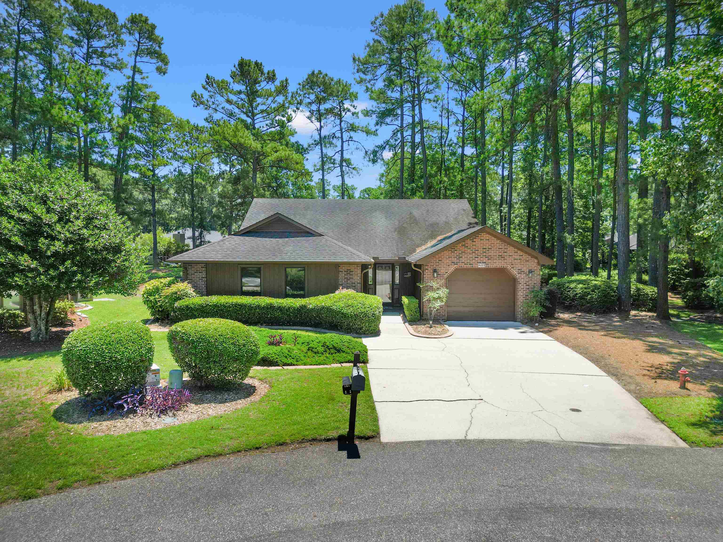 211 Butternut Circle Property Photo 1