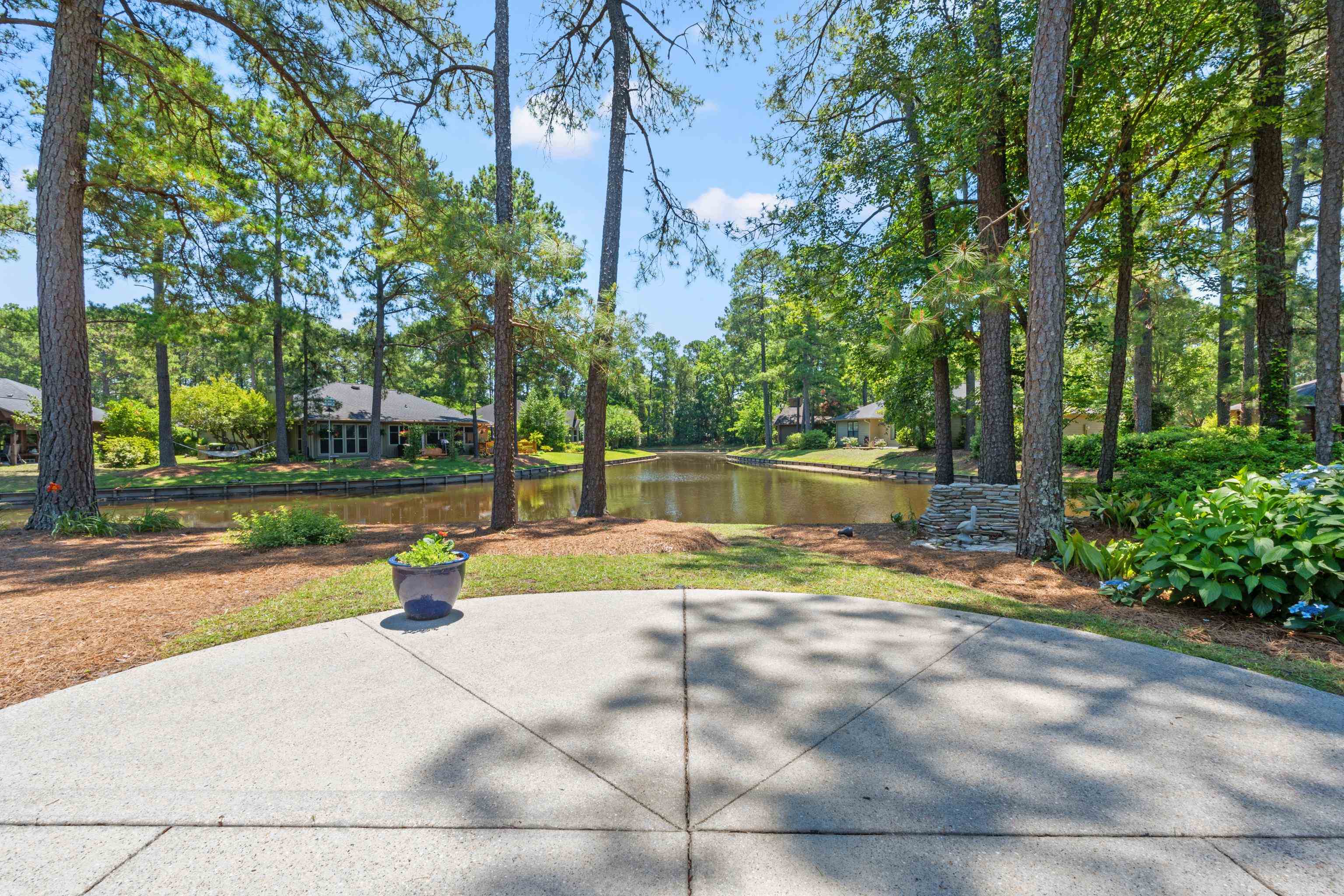 211 Butternut Circle Property Photo 4