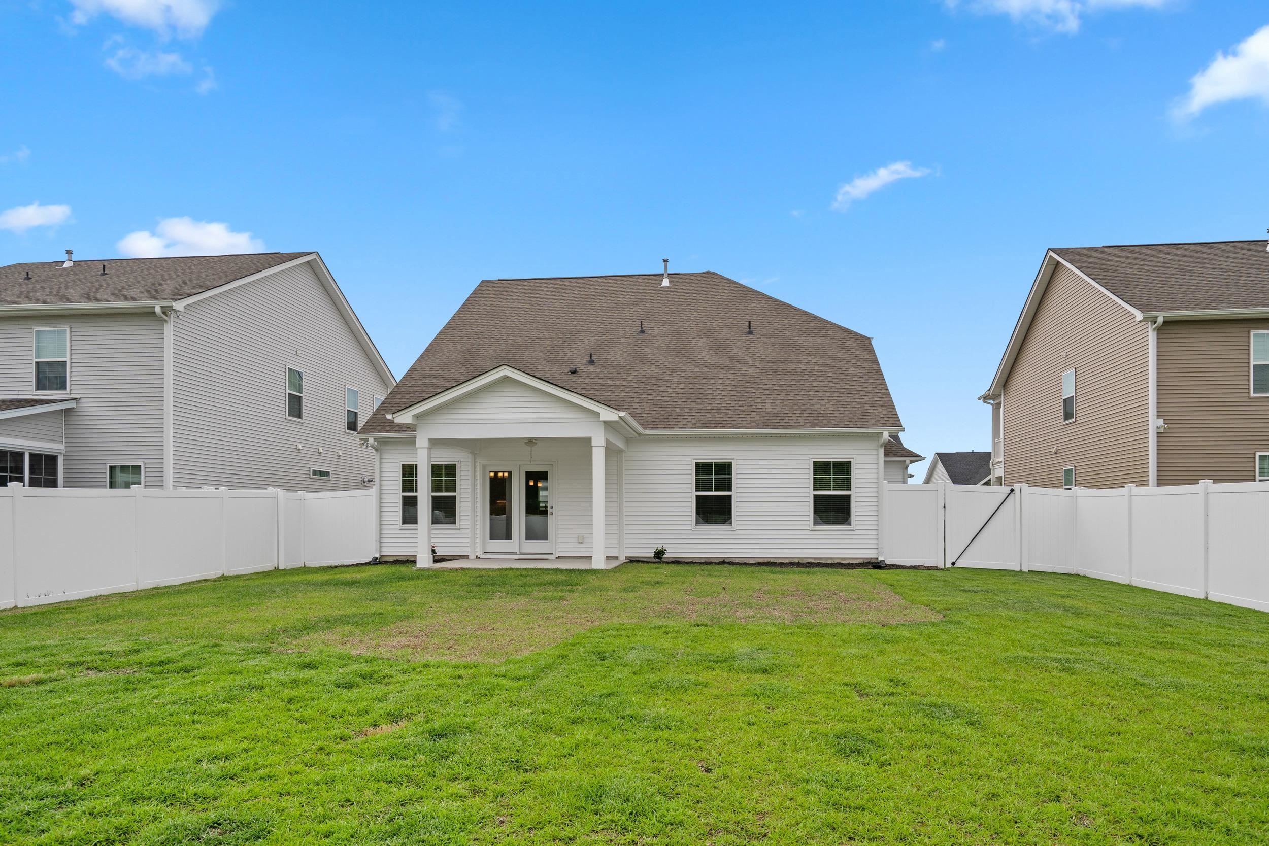 732 Enchantment Loop Property Photo 19