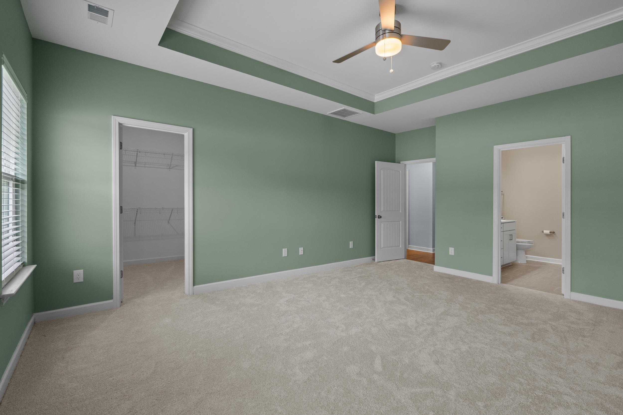 732 Enchantment Loop Property Photo 25