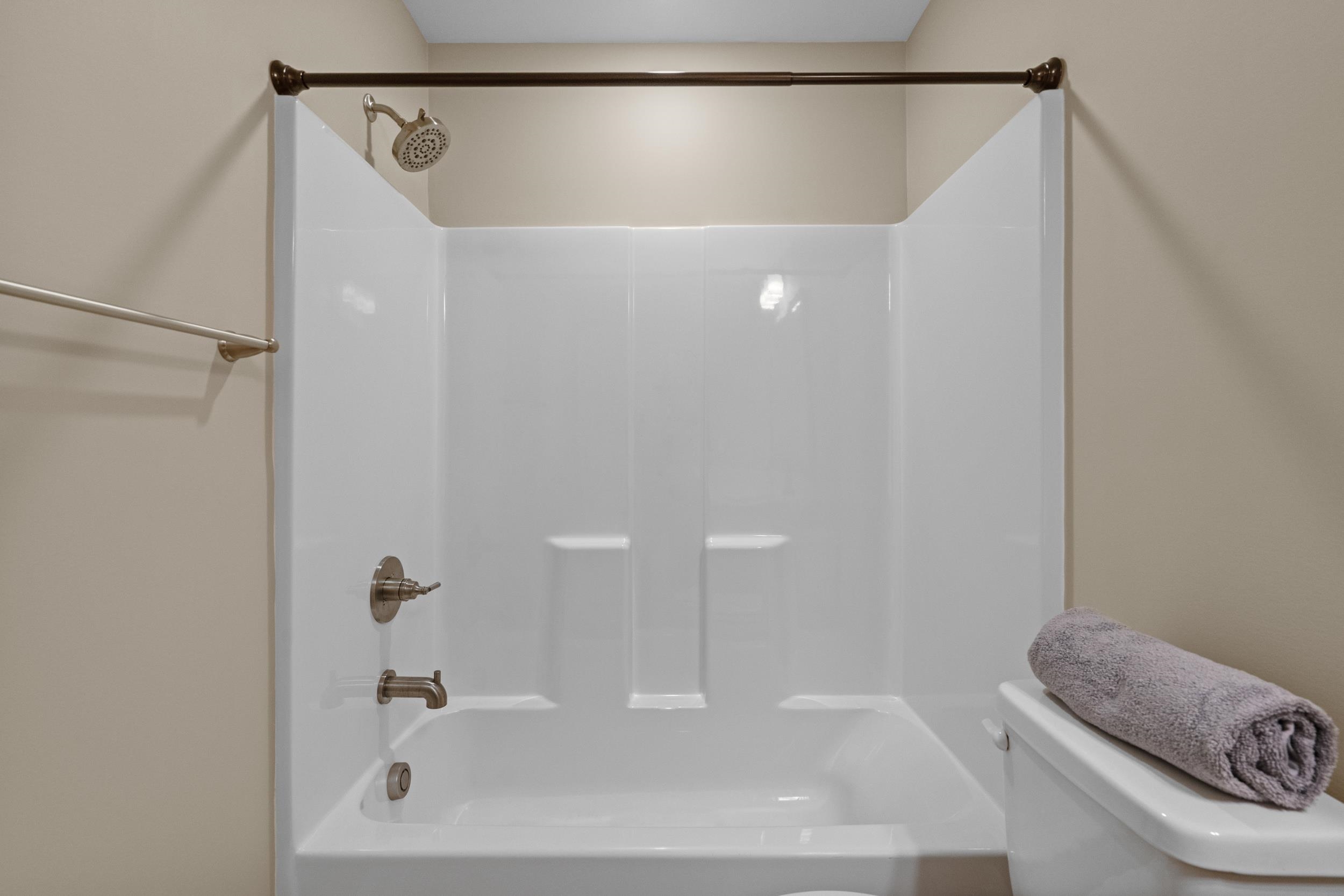 732 Enchantment Loop Property Photo 33