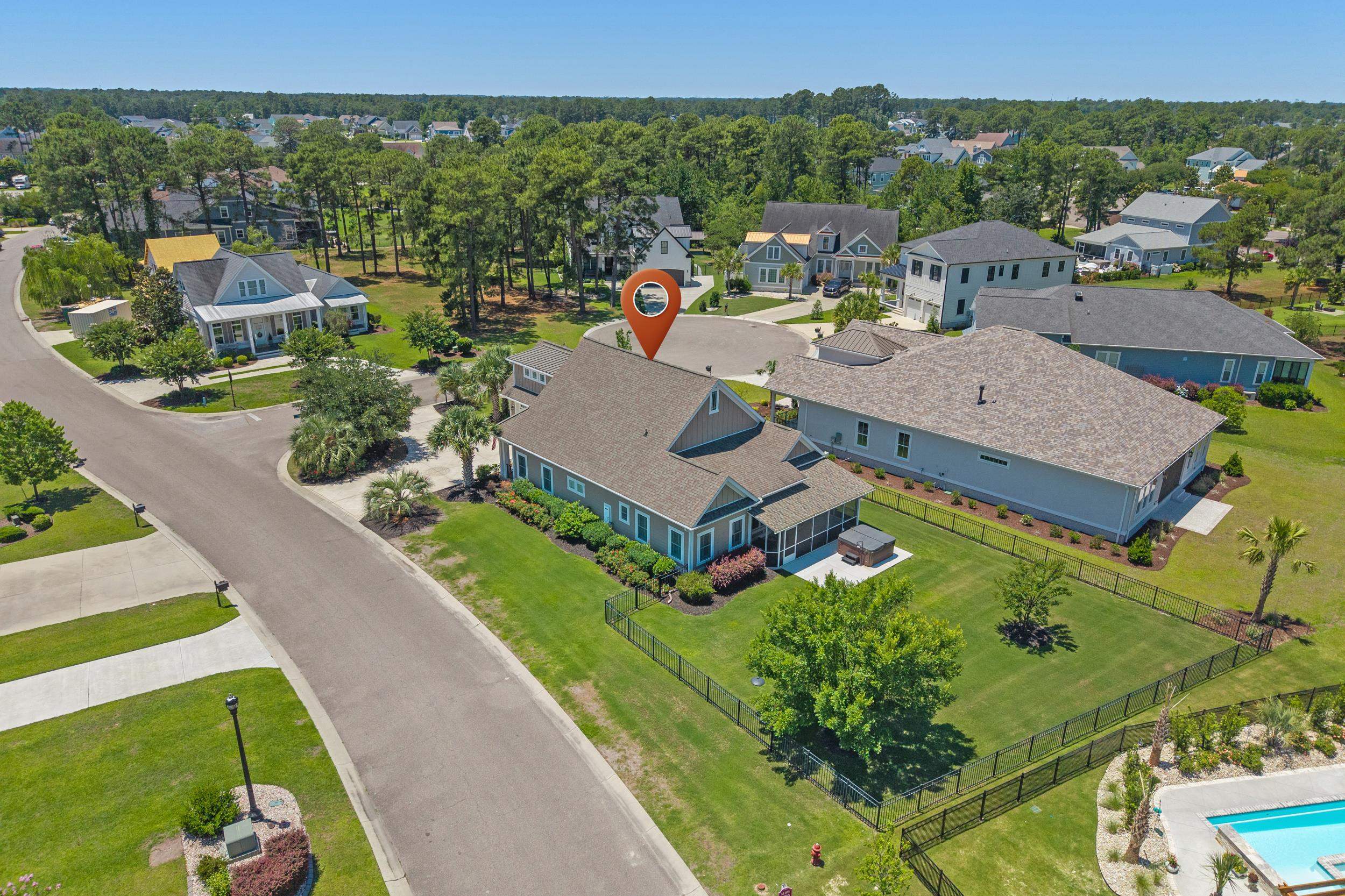 2100 Clematis Ct. Property Photo 2