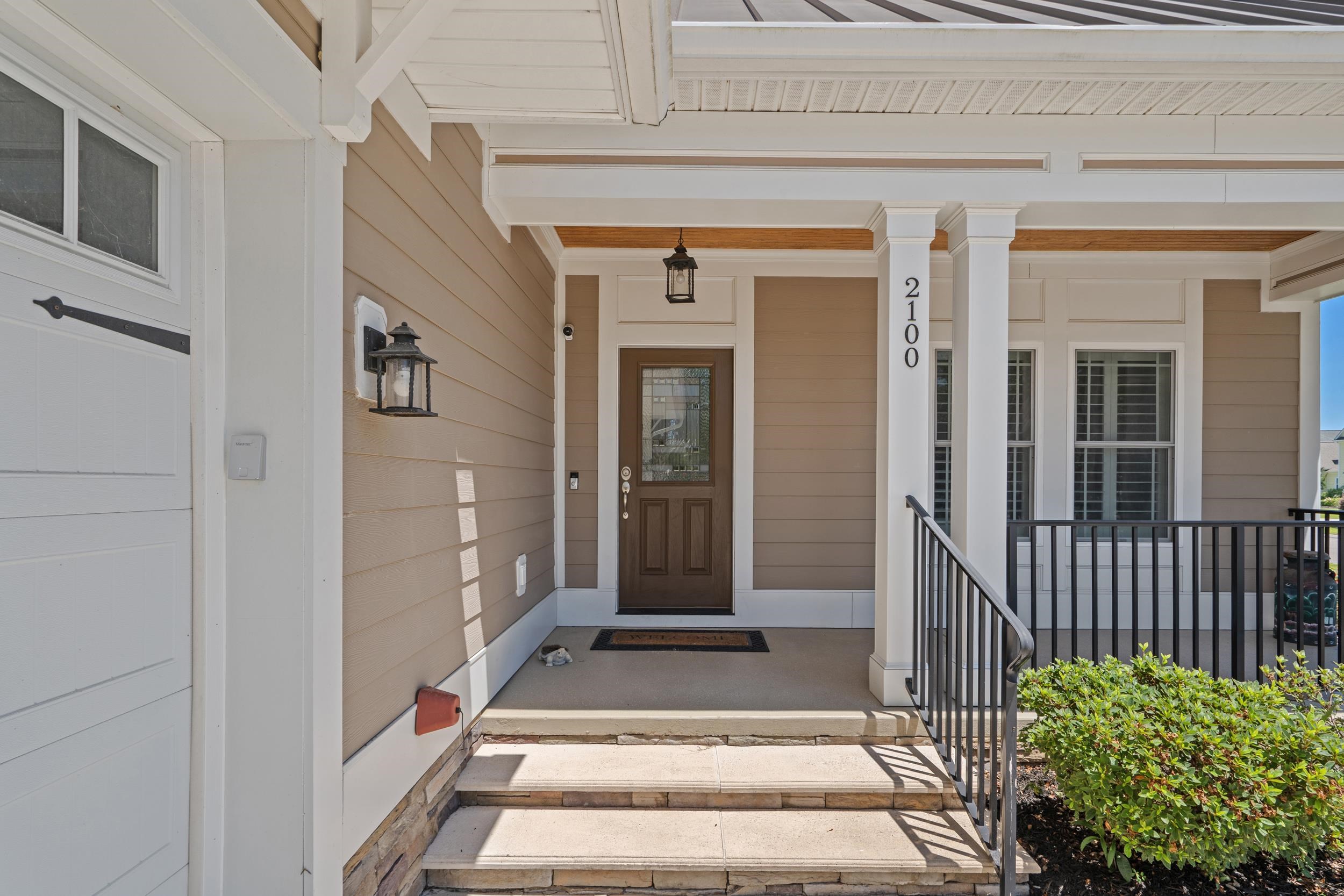 2100 Clematis Ct. Property Photo 6