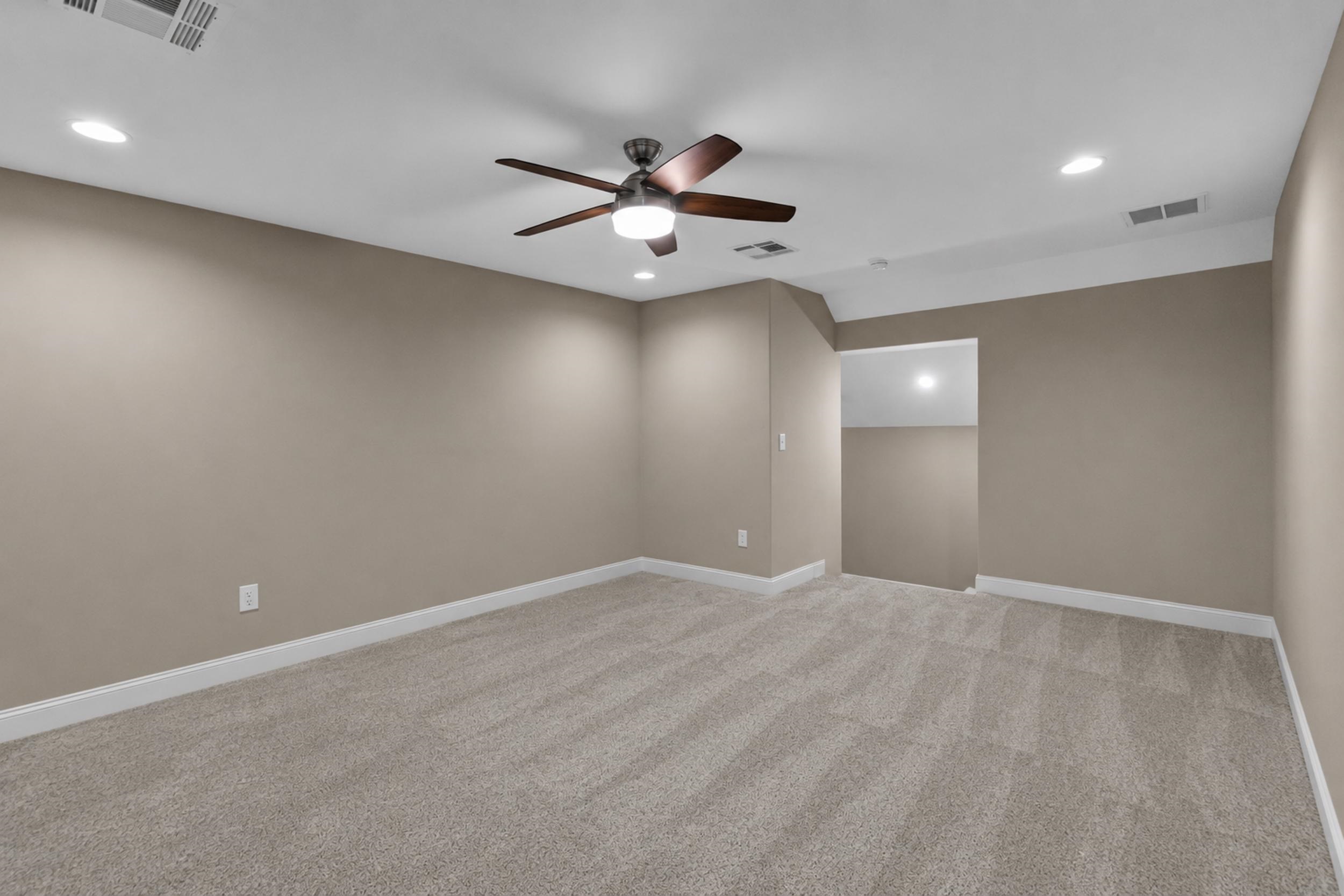 2100 Clematis Ct. Property Photo 35
