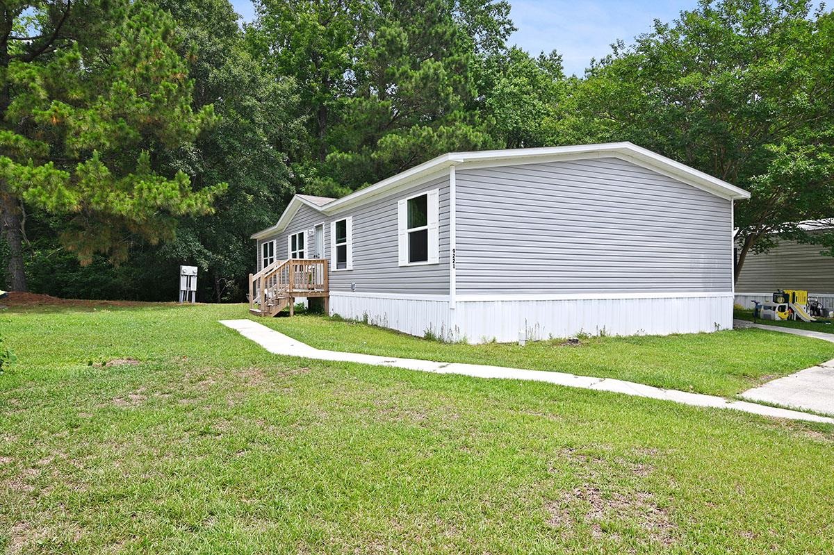 9221 Blue Wing Dr. Property Photo 38