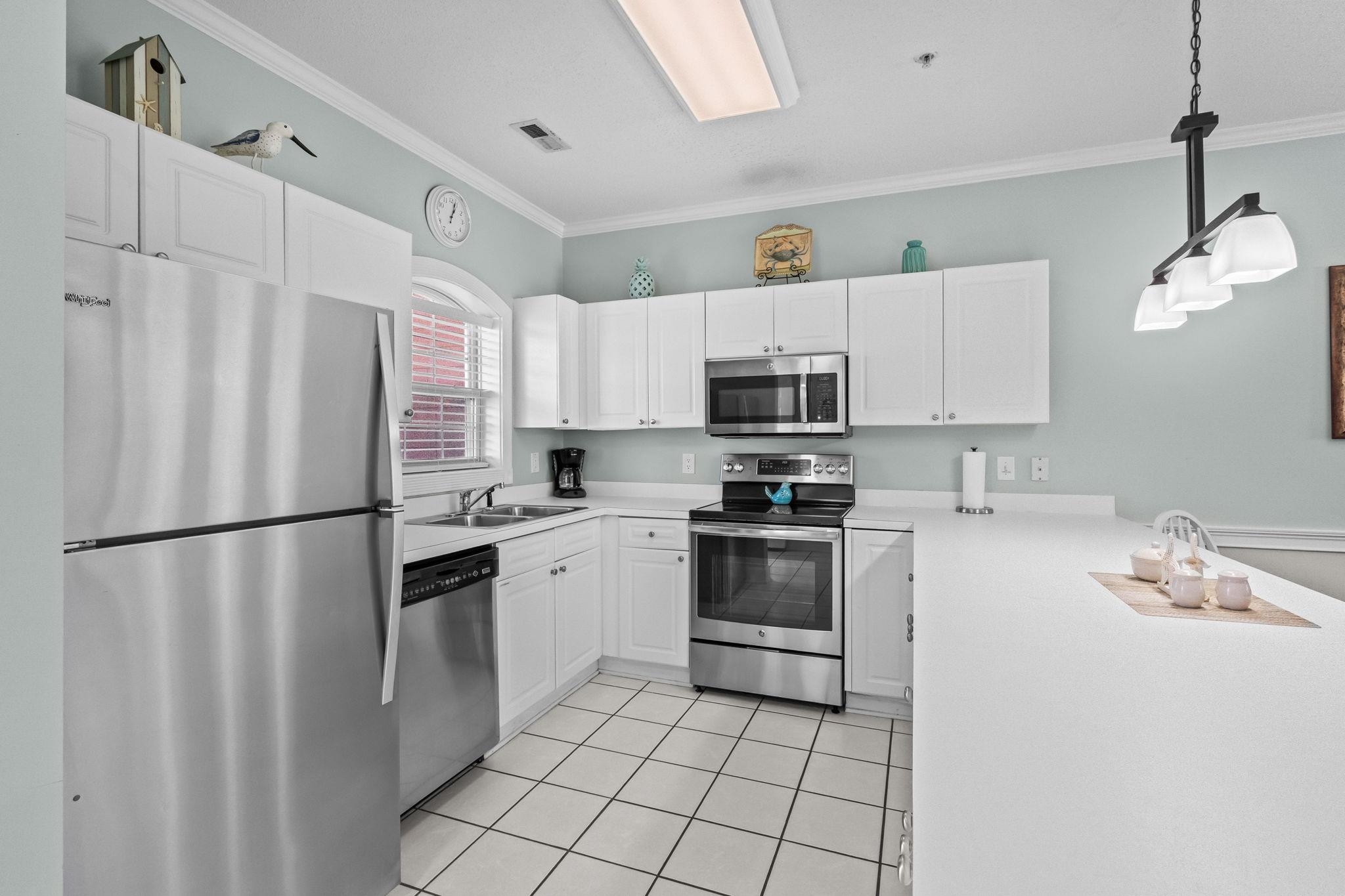 4877 Dahlia Ct. Property Photo 9