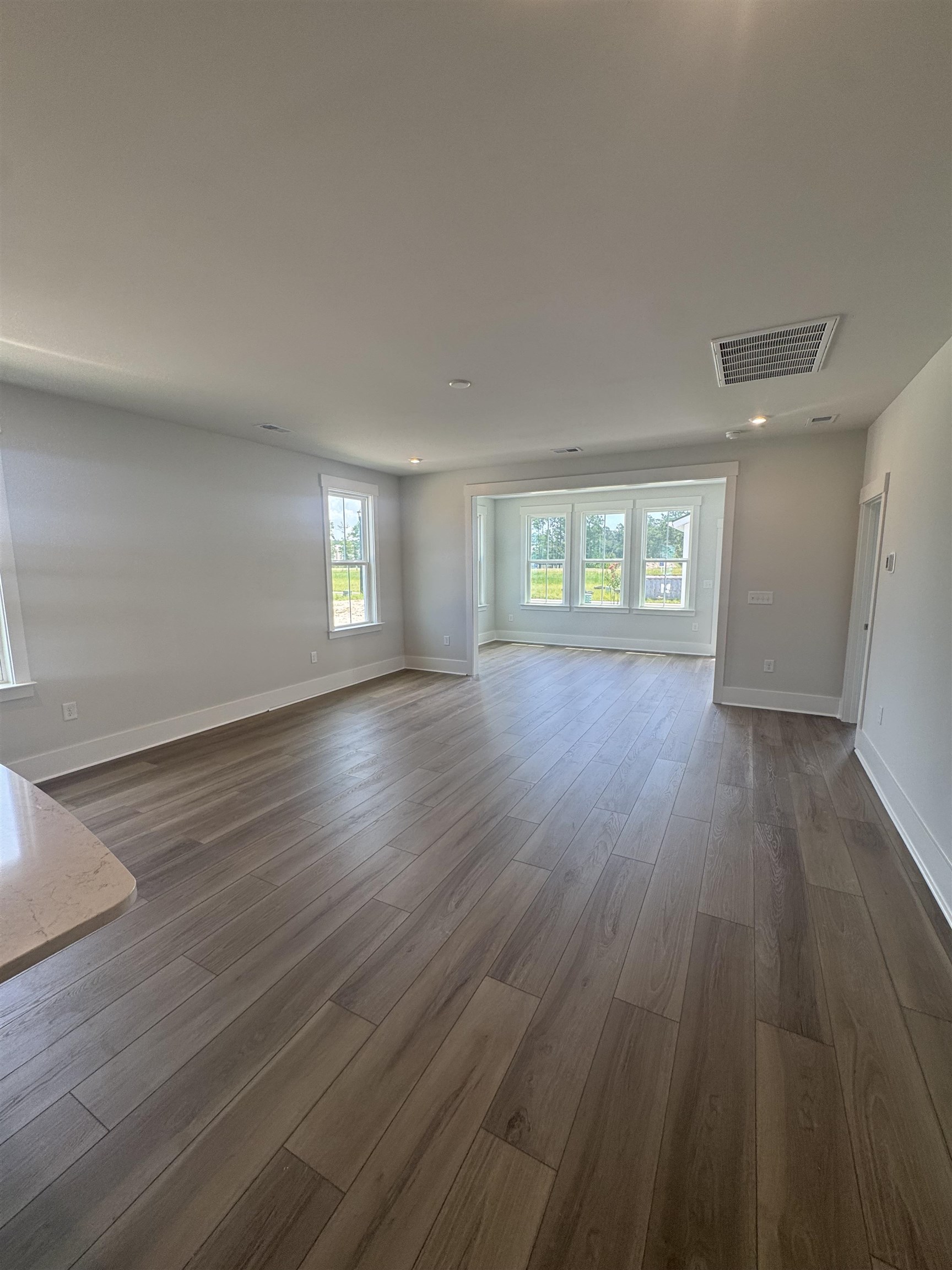 1739 Tryon Dr Property Photo 3