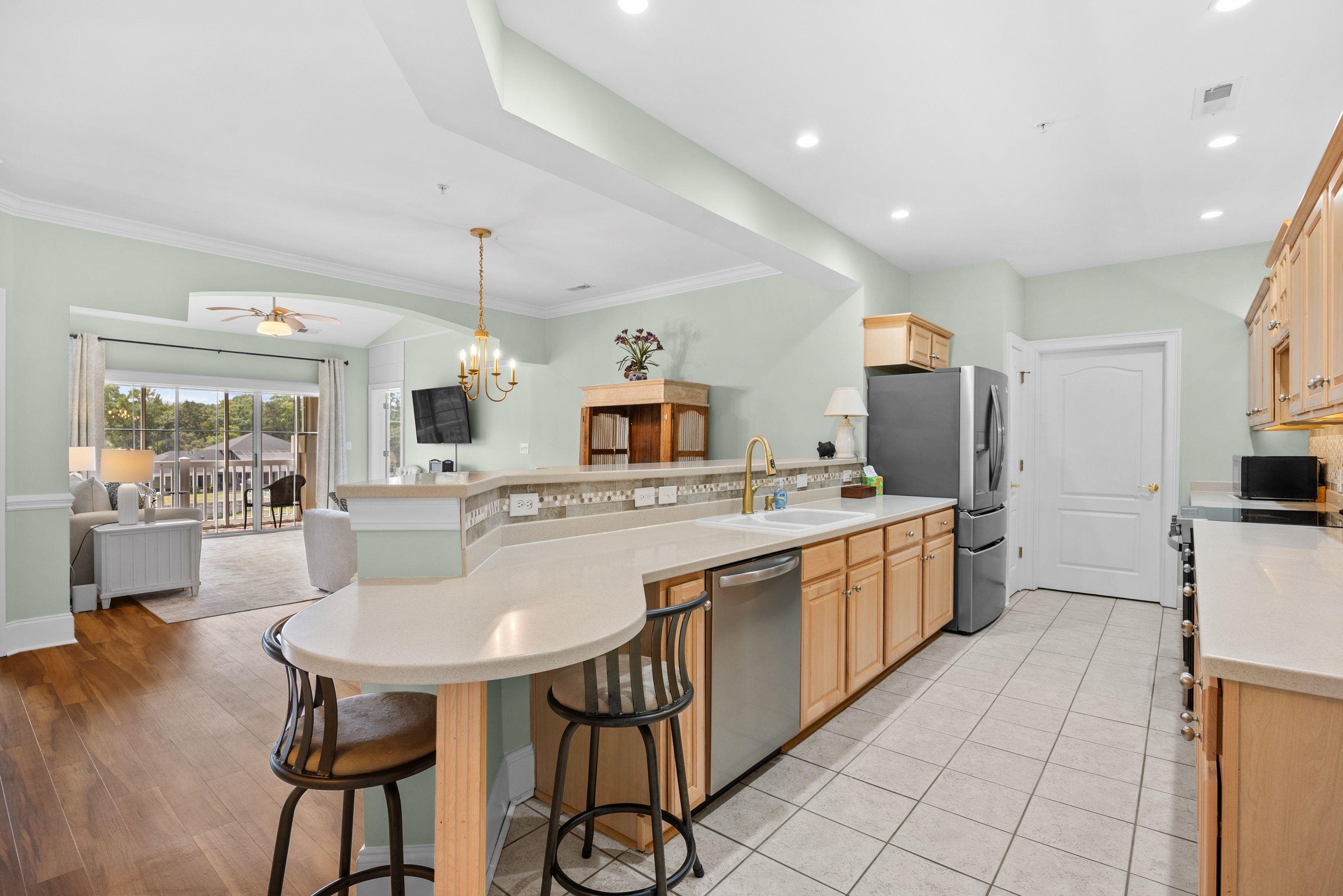 2180 Waterview Dr. Property Photo 5
