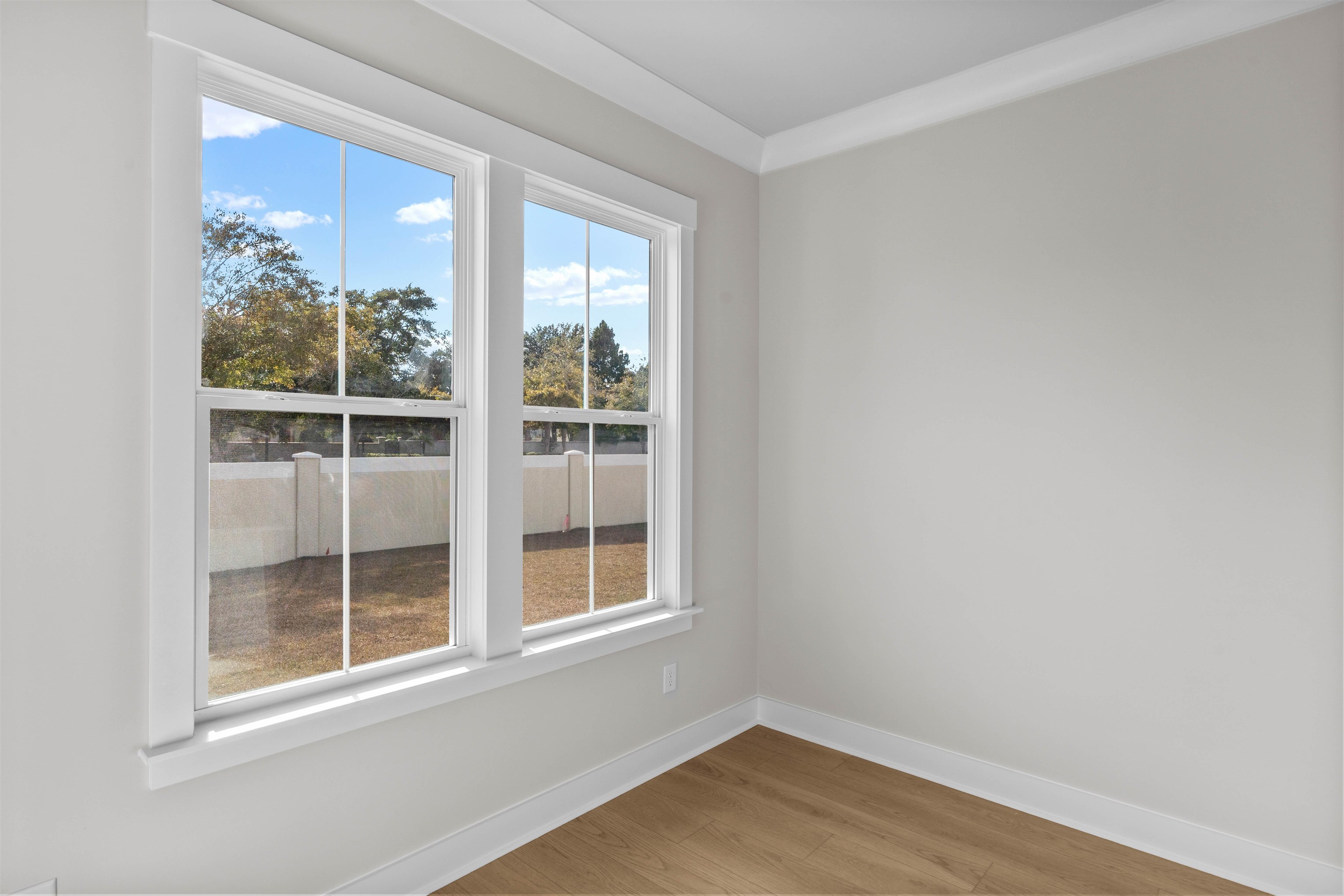 207 Atlantic Breeze St. Property Photo 14