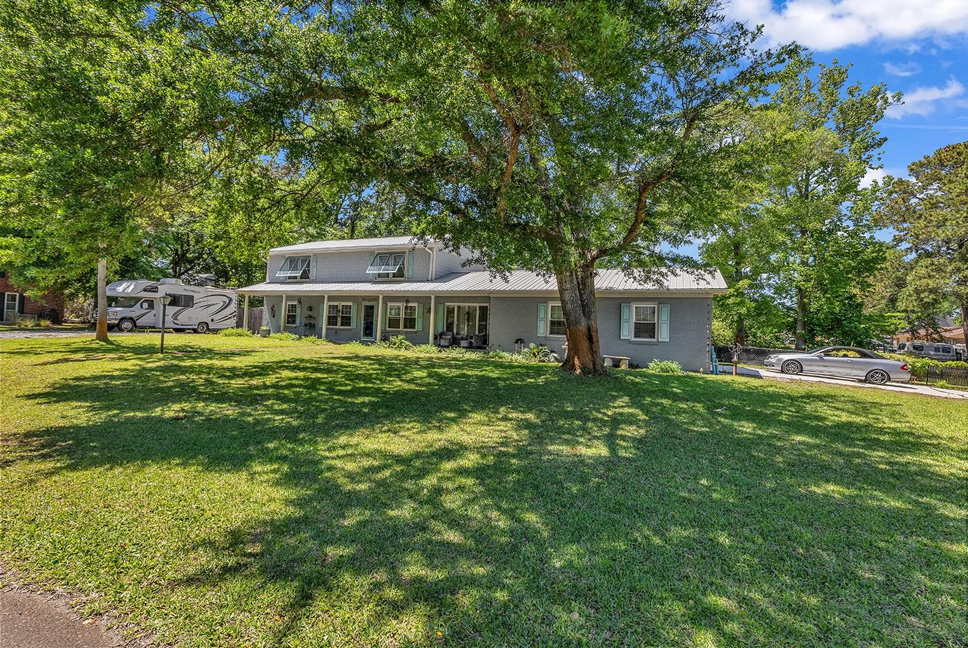 910 S Myrtle Dr. Property Photo 1