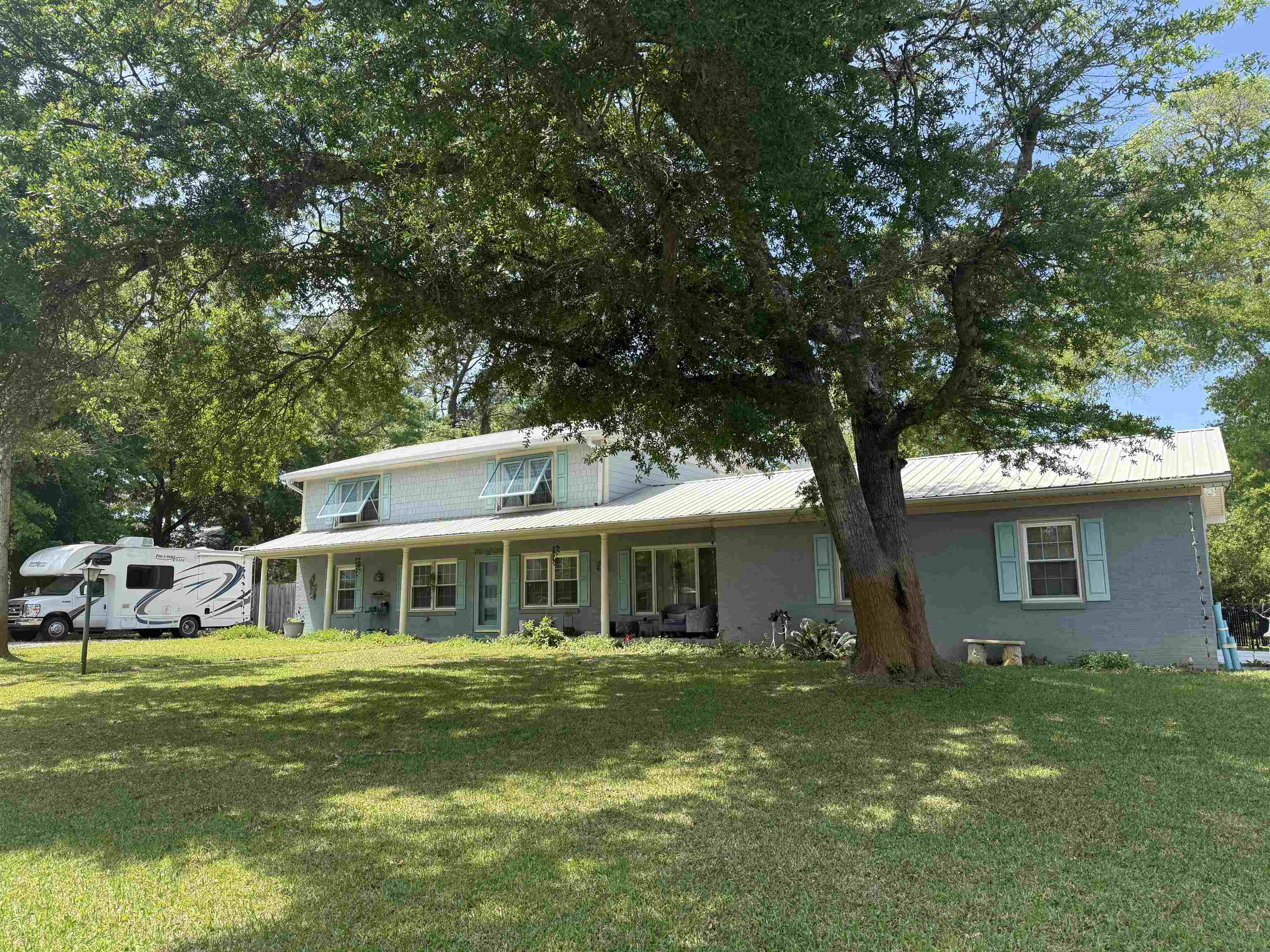 910 S Myrtle Dr. Property Photo 1