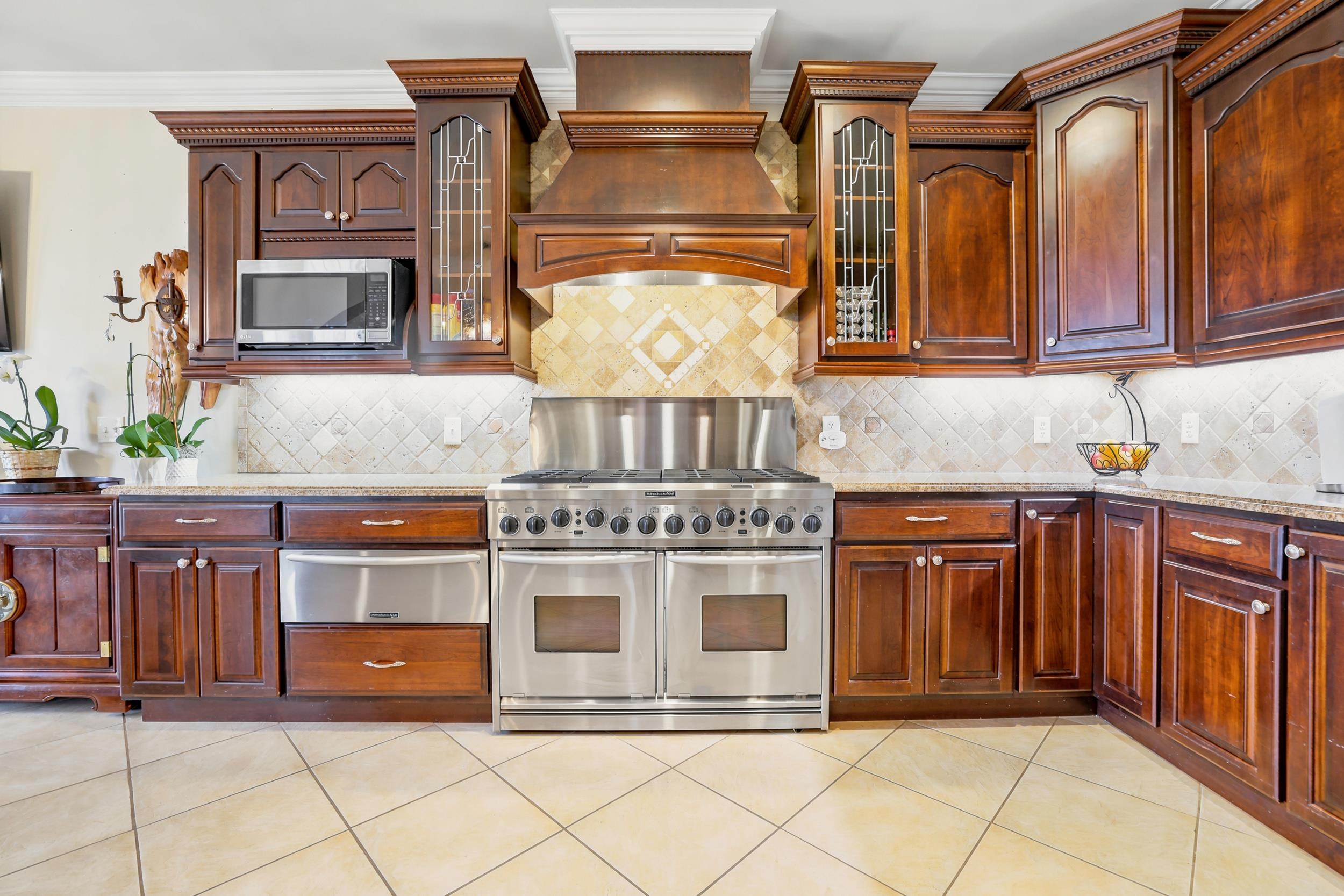 1604 Waterway Dr. Property Photo 15