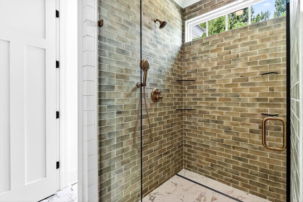 541 Oak Lawn Rd. Property Photo 49