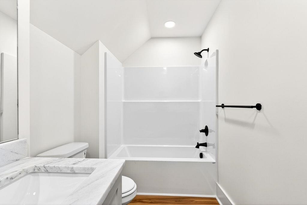 541 Oak Lawn Rd. Property Photo 56
