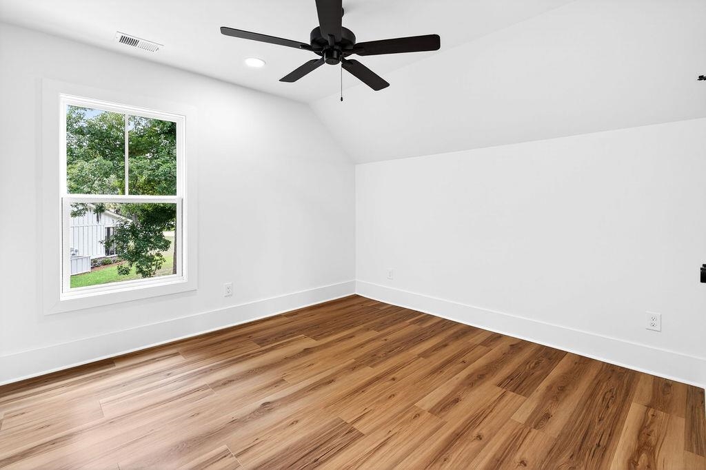 541 Oak Lawn Rd. Property Photo 58