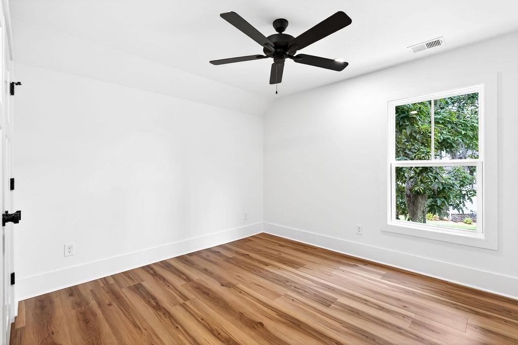 541 Oak Lawn Rd. Property Photo 60