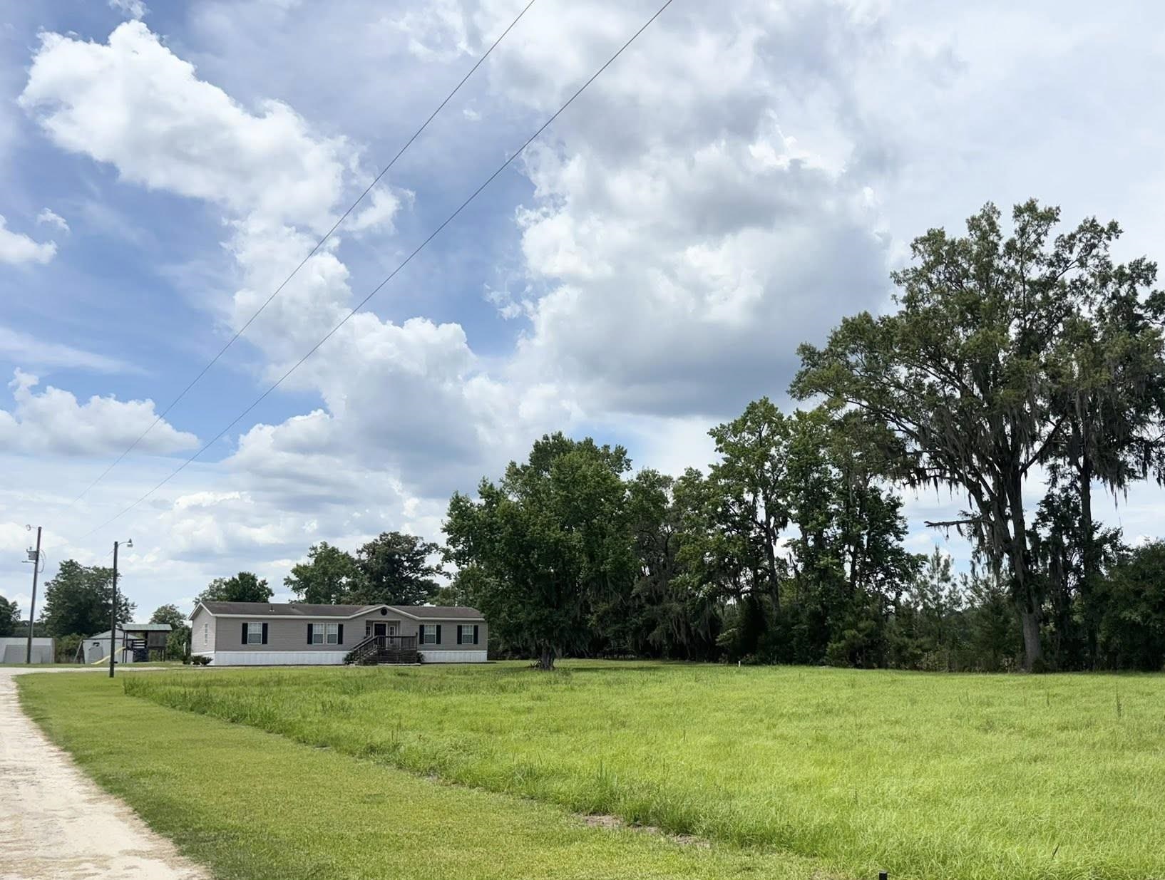 10407 County Line Rd. Property Photo 35