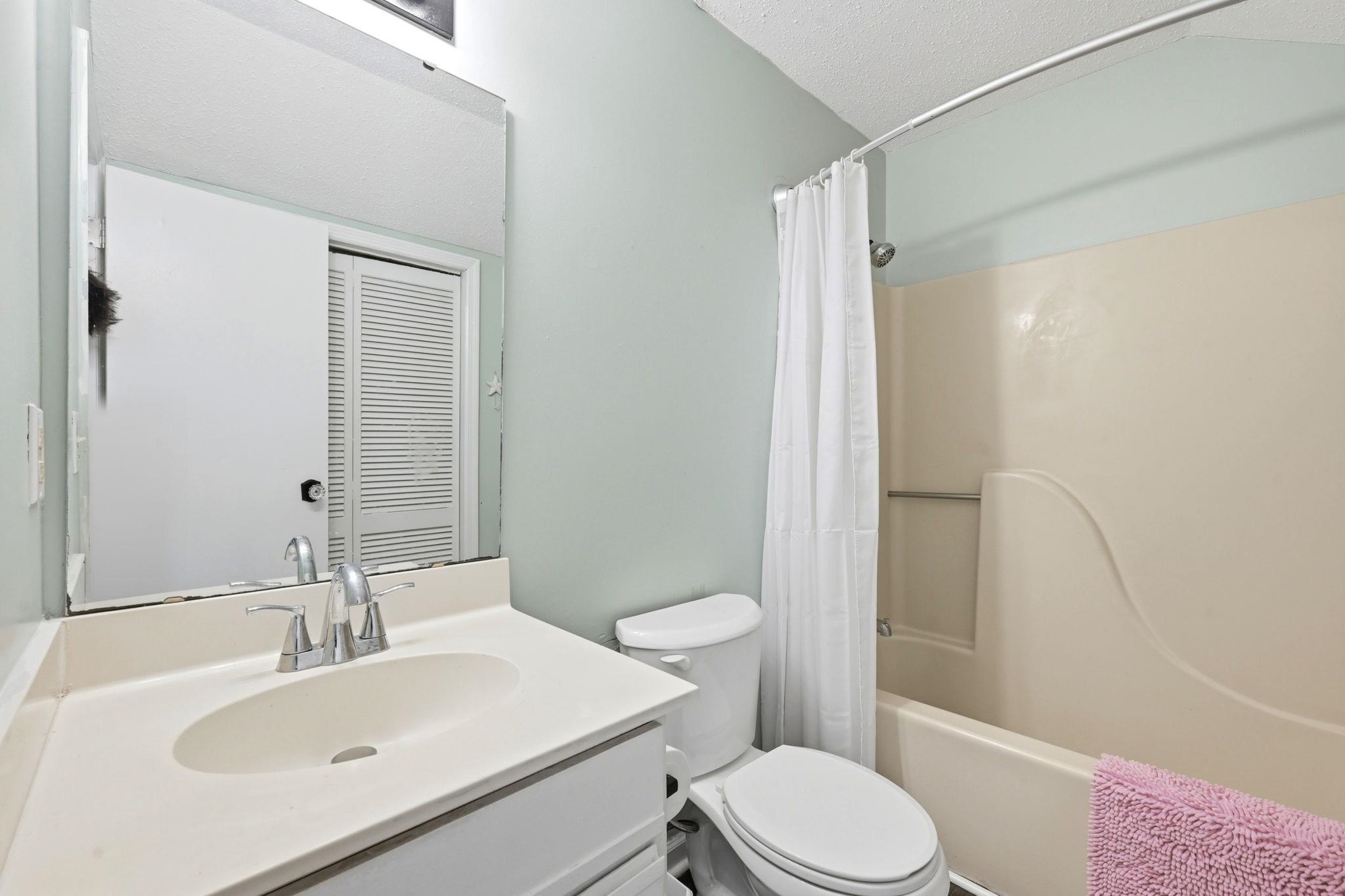 1851 Colony Dr. Property Photo 11