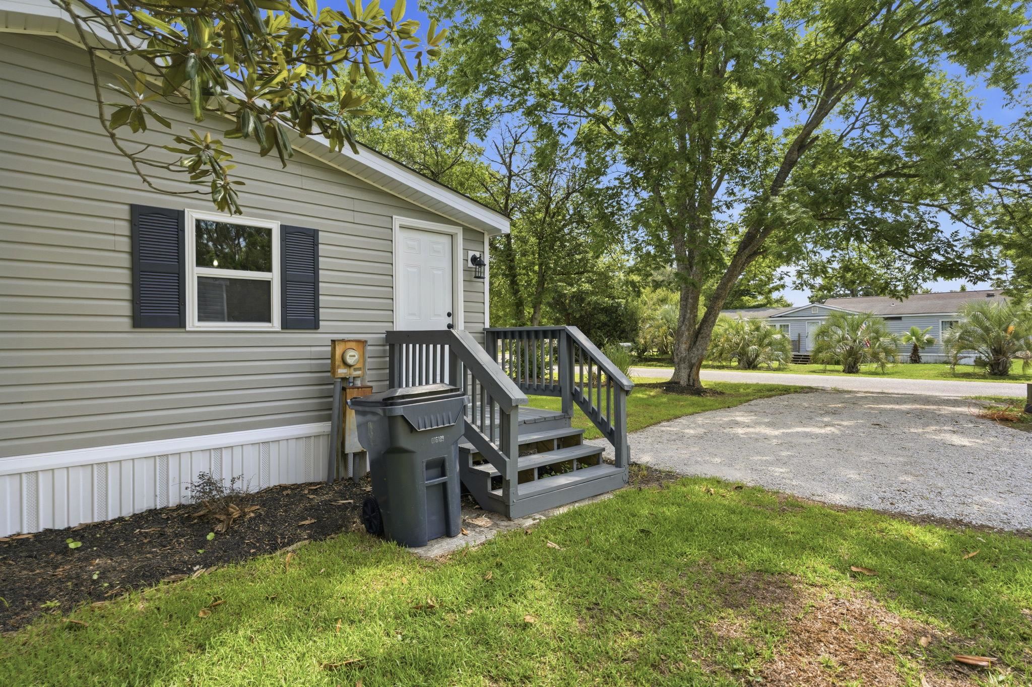 644 Summer Dr. Property Photo 4