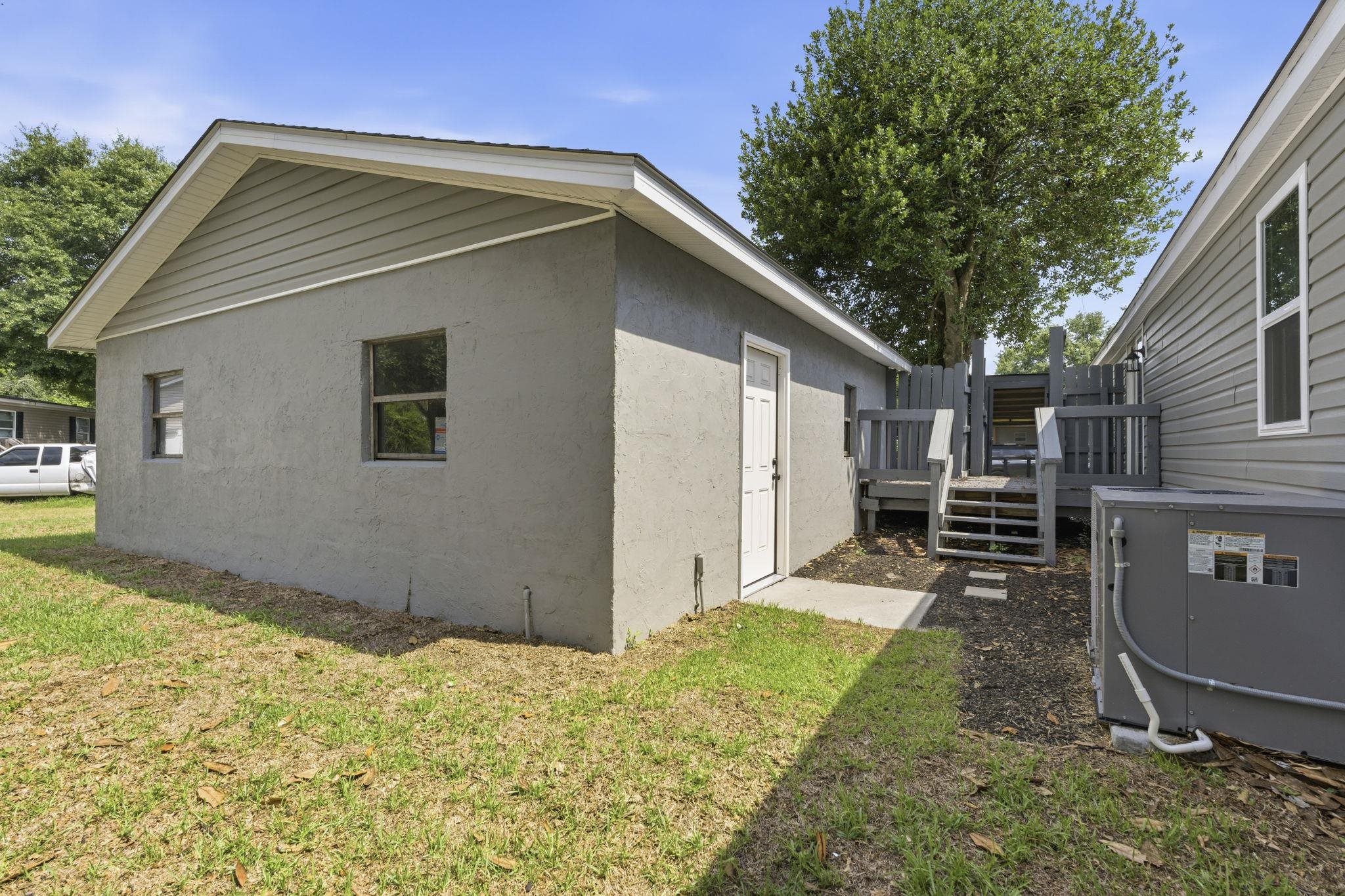 644 Summer Dr. Property Photo 5