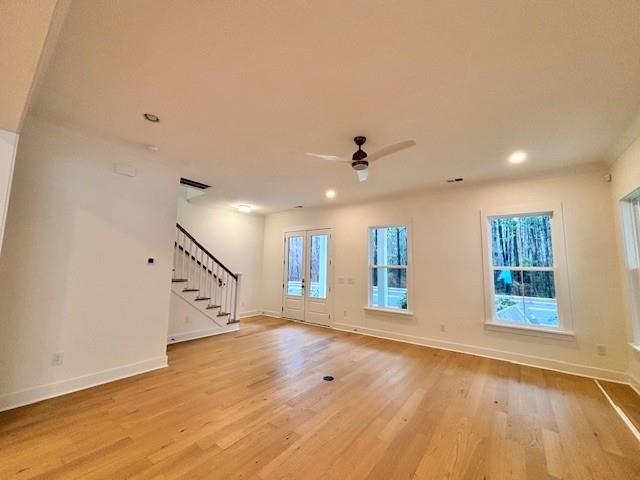 901 Monmouth St Property Photo 4