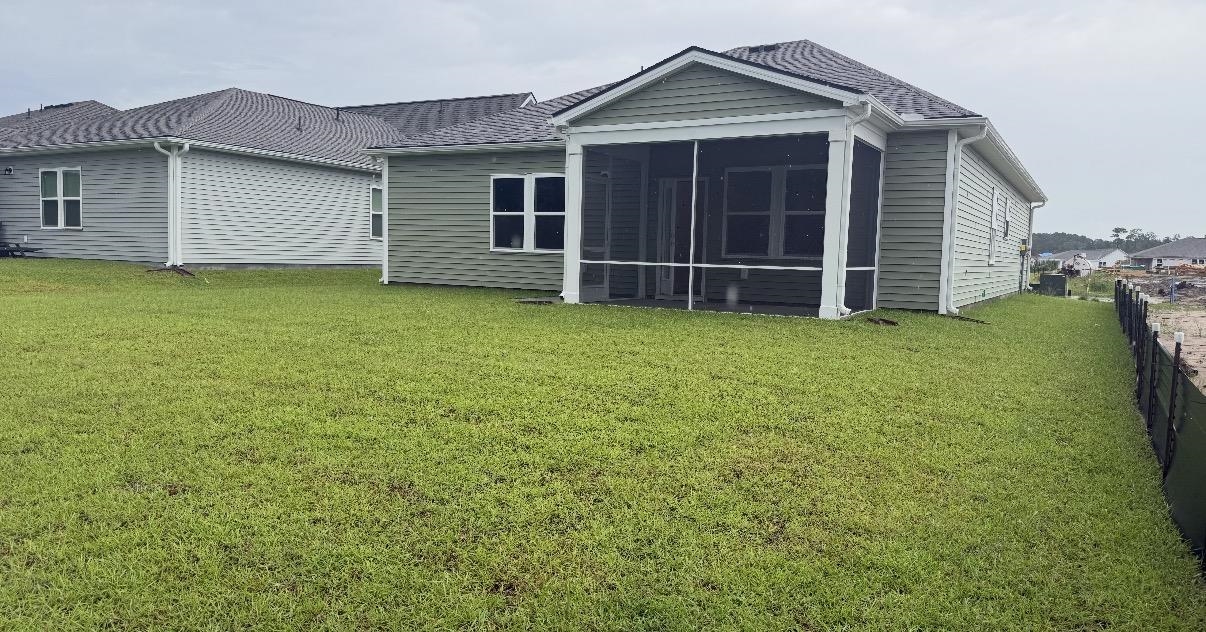 693 Palm Bay Dr. Property Photo 26