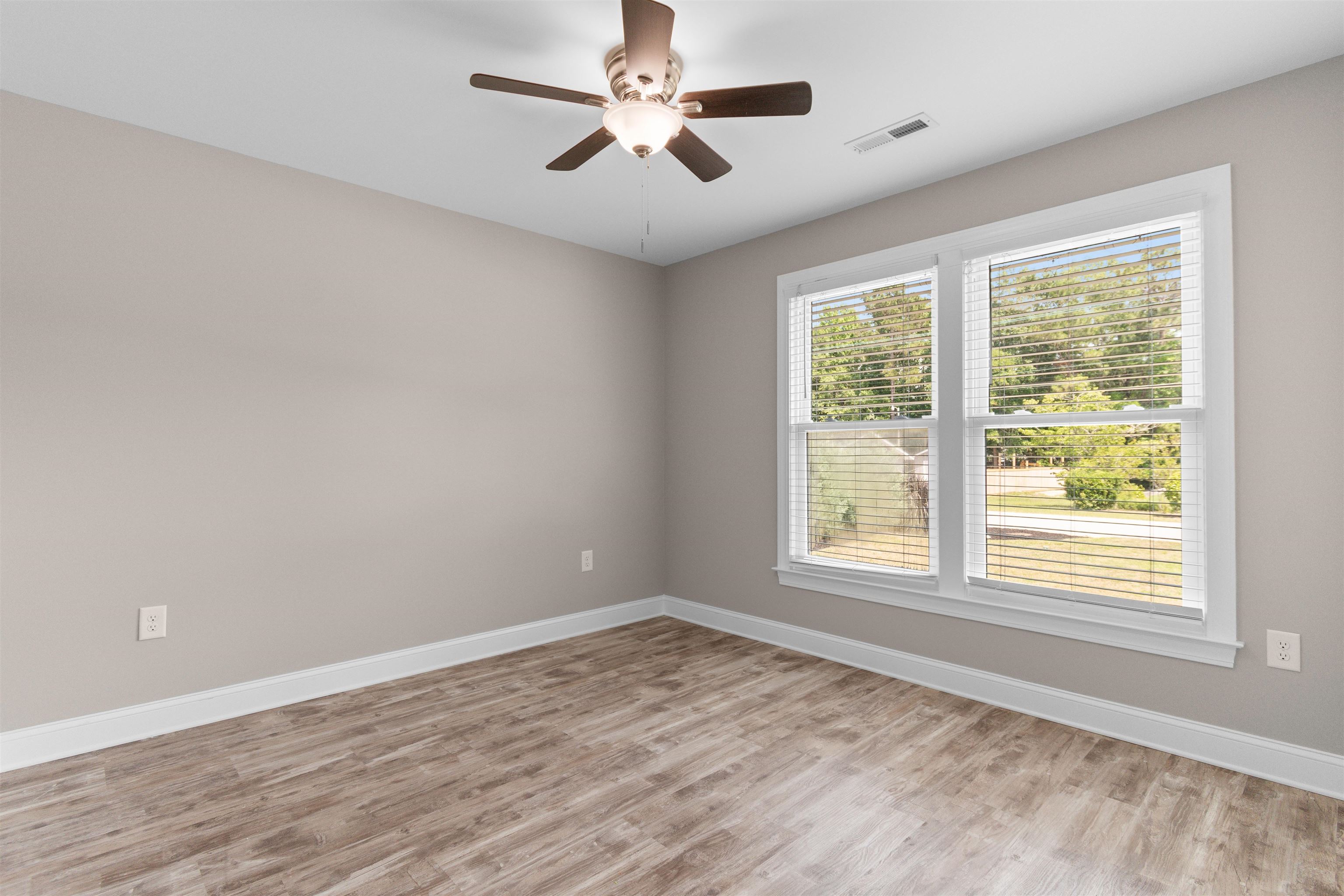 2628 Beaty St. Property Photo 20