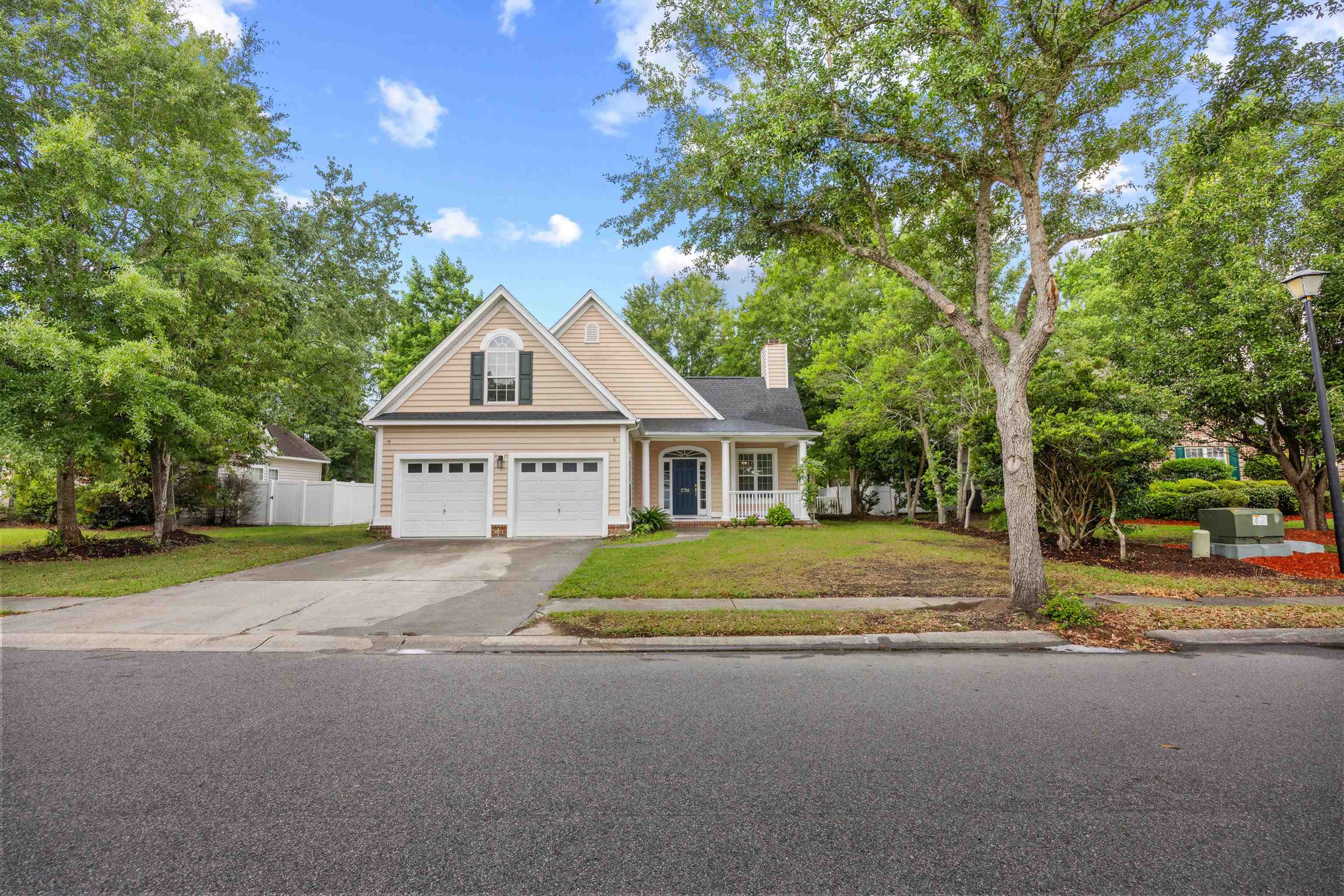 3716 Kennison Dr. Property Photo 3