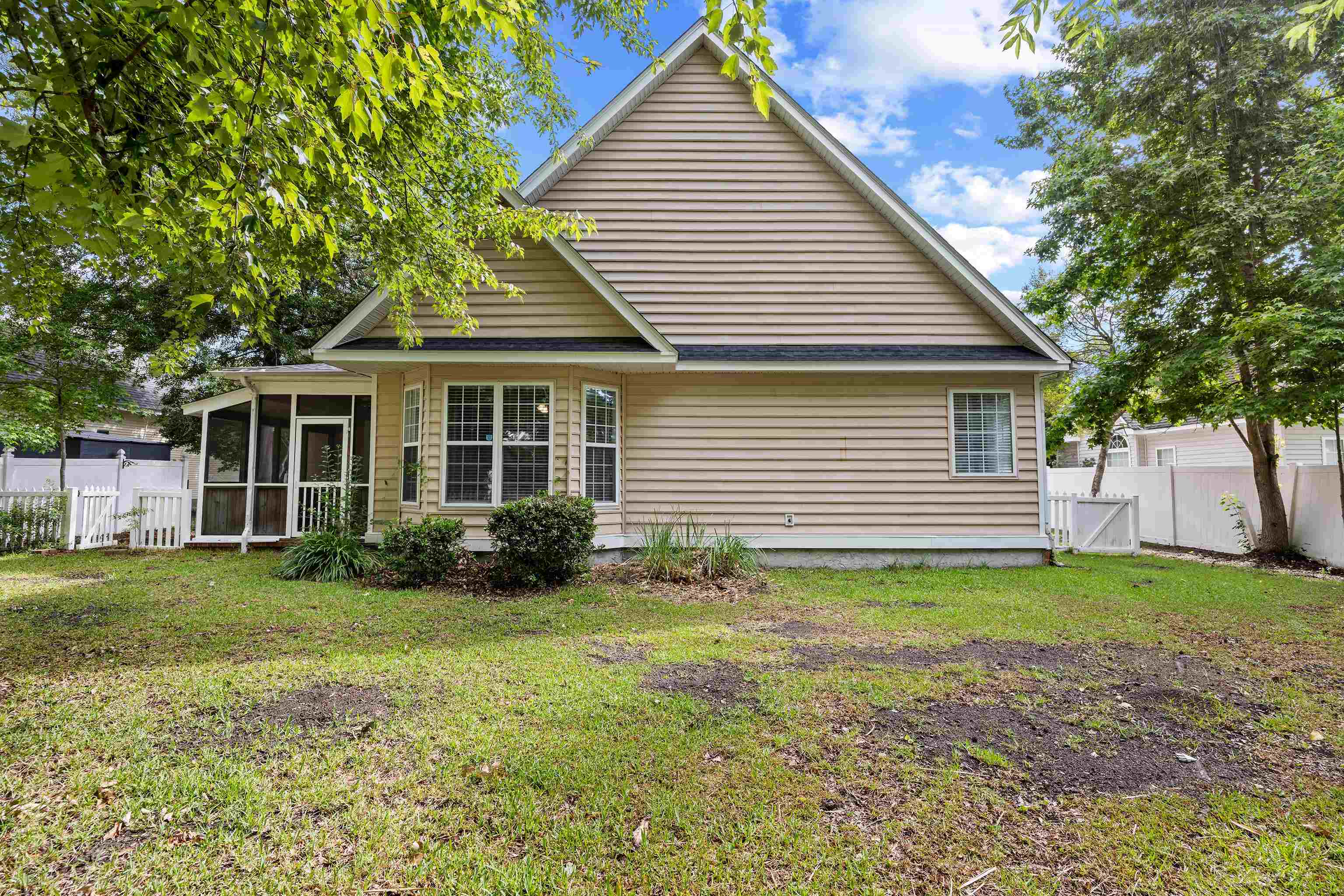 3716 Kennison Dr. Property Photo 9